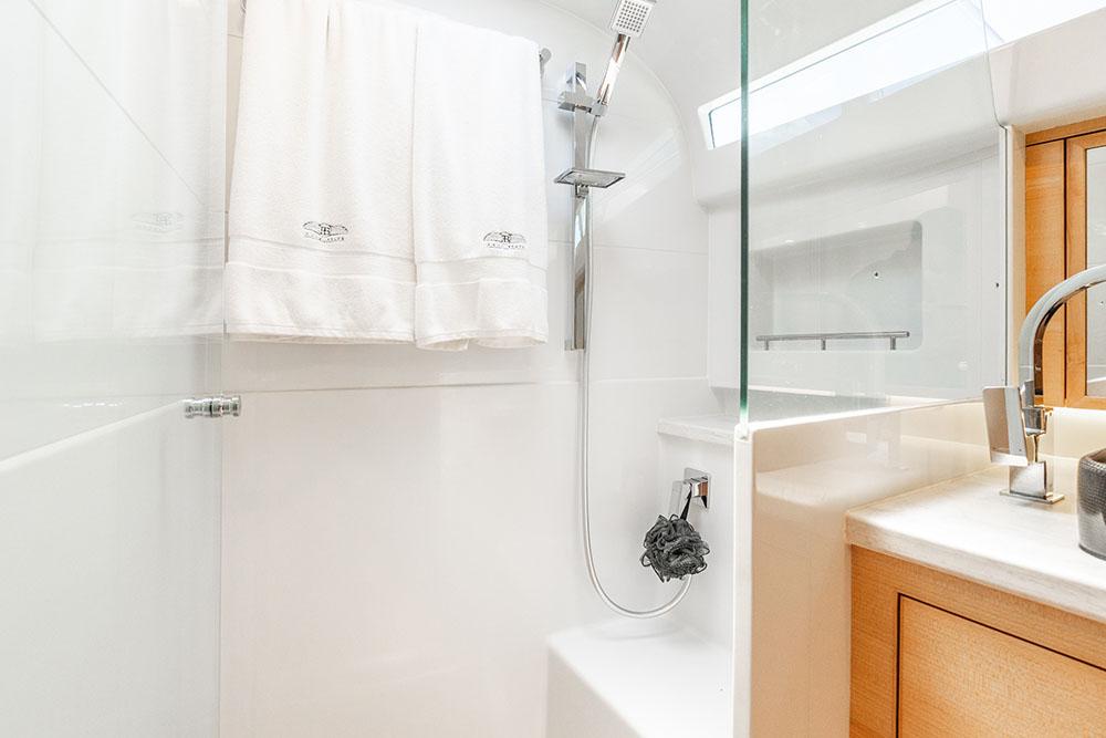 Head/Shower
