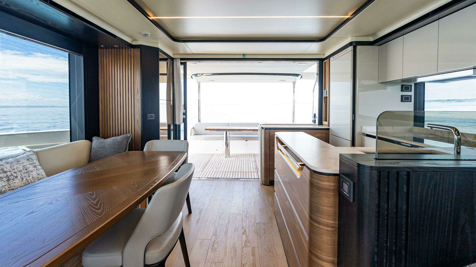 2025 Absolute Navetta 64 - Image 21