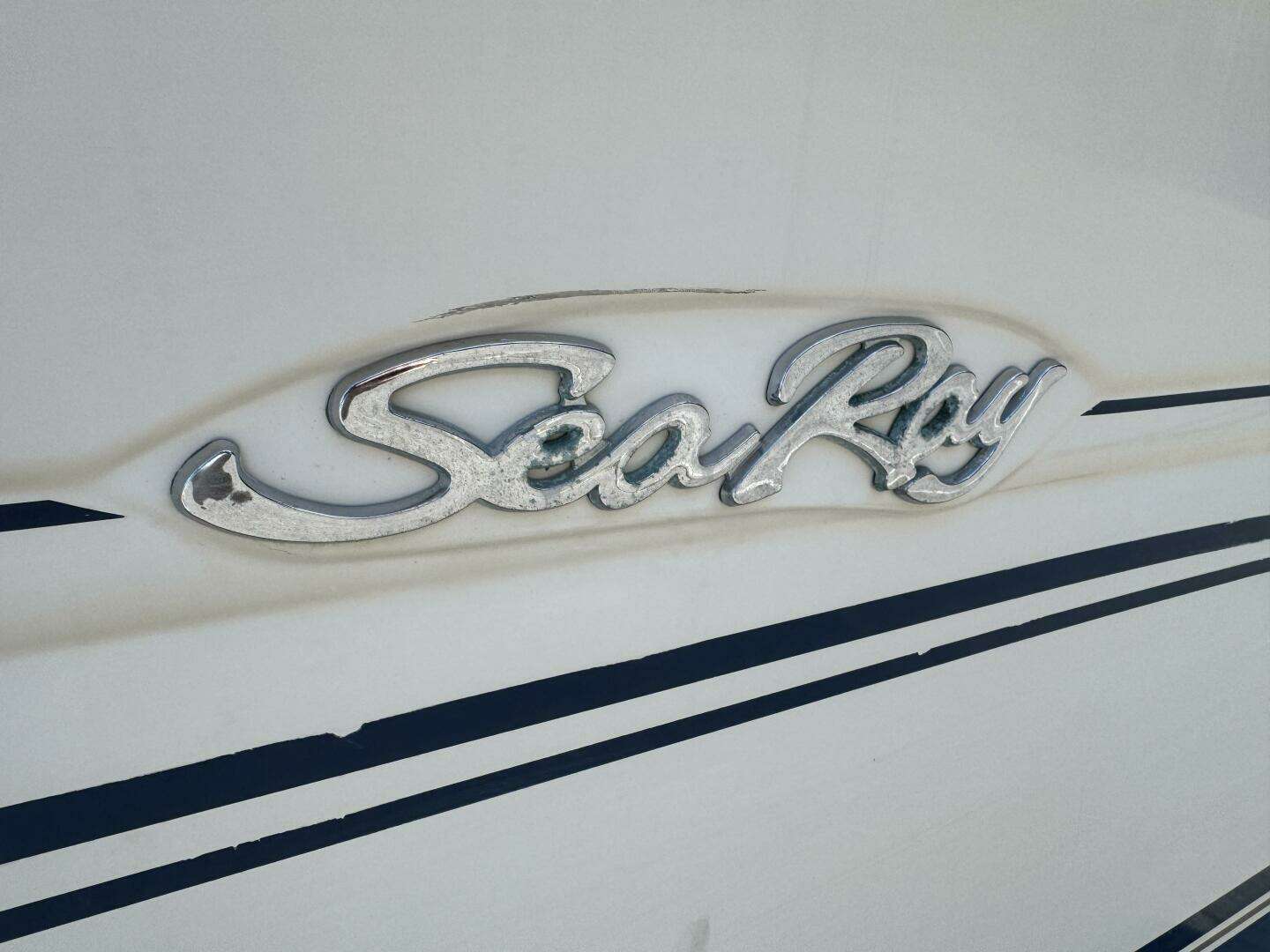 1999 Sea Ray 215 Express Cruiser - Image 212