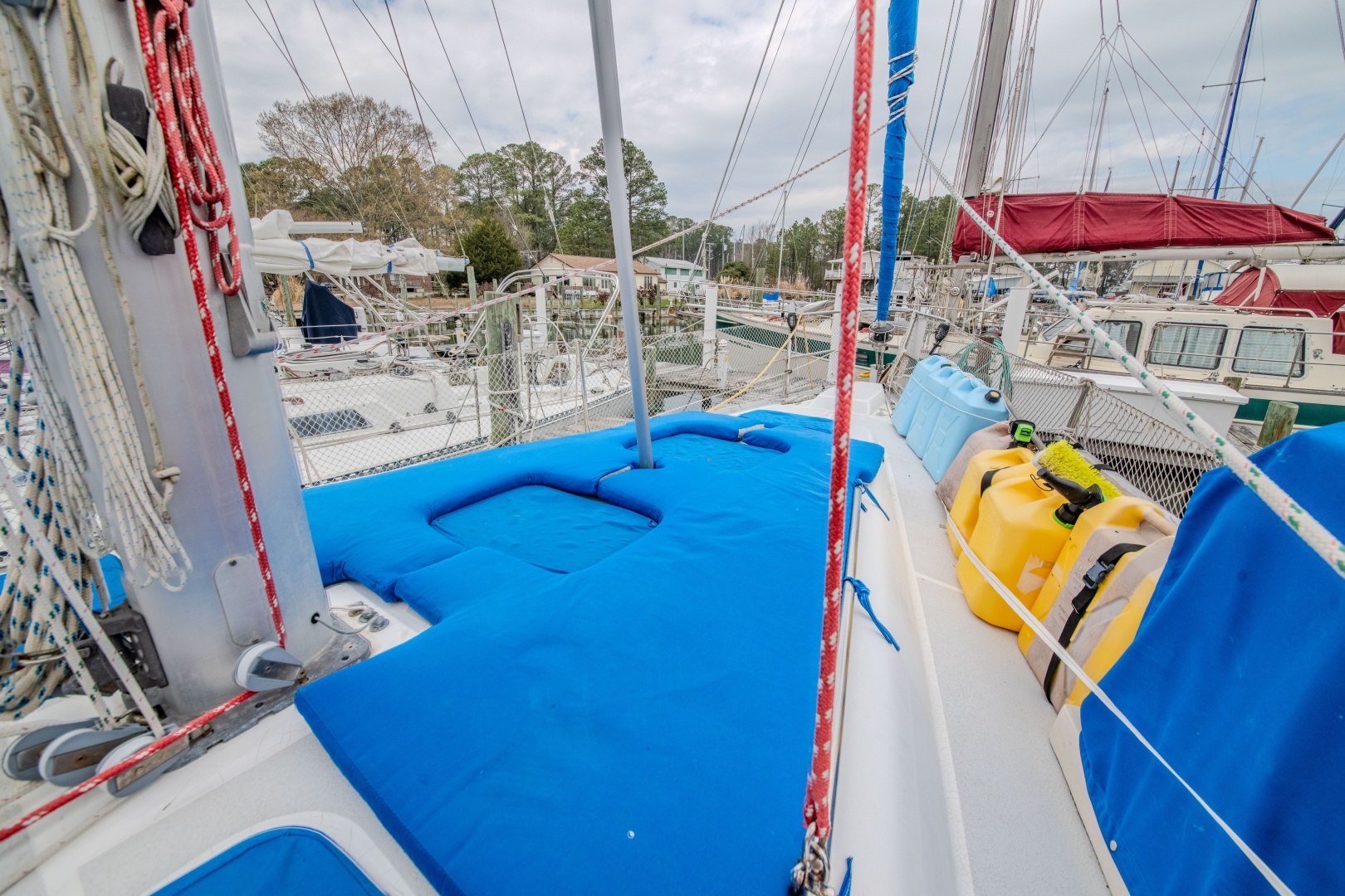 2002 Beneteau 393 - Image 19