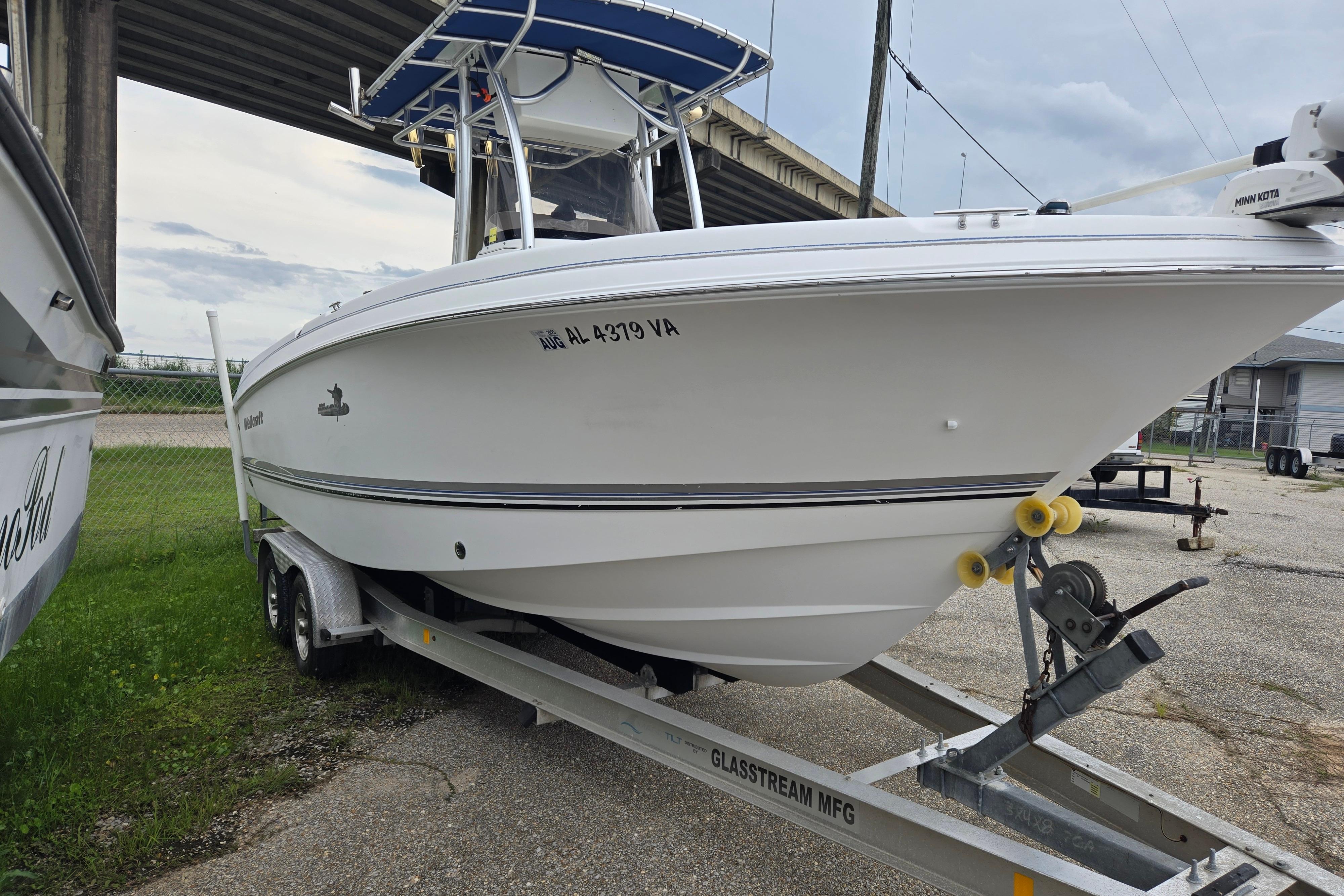2004 Wellcraft 24 Coastal Walkaround