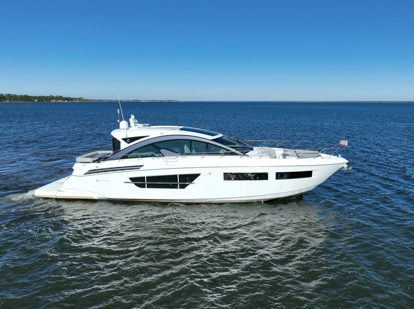 2020 Cruisers Yachts 60 Cantius - Image 54