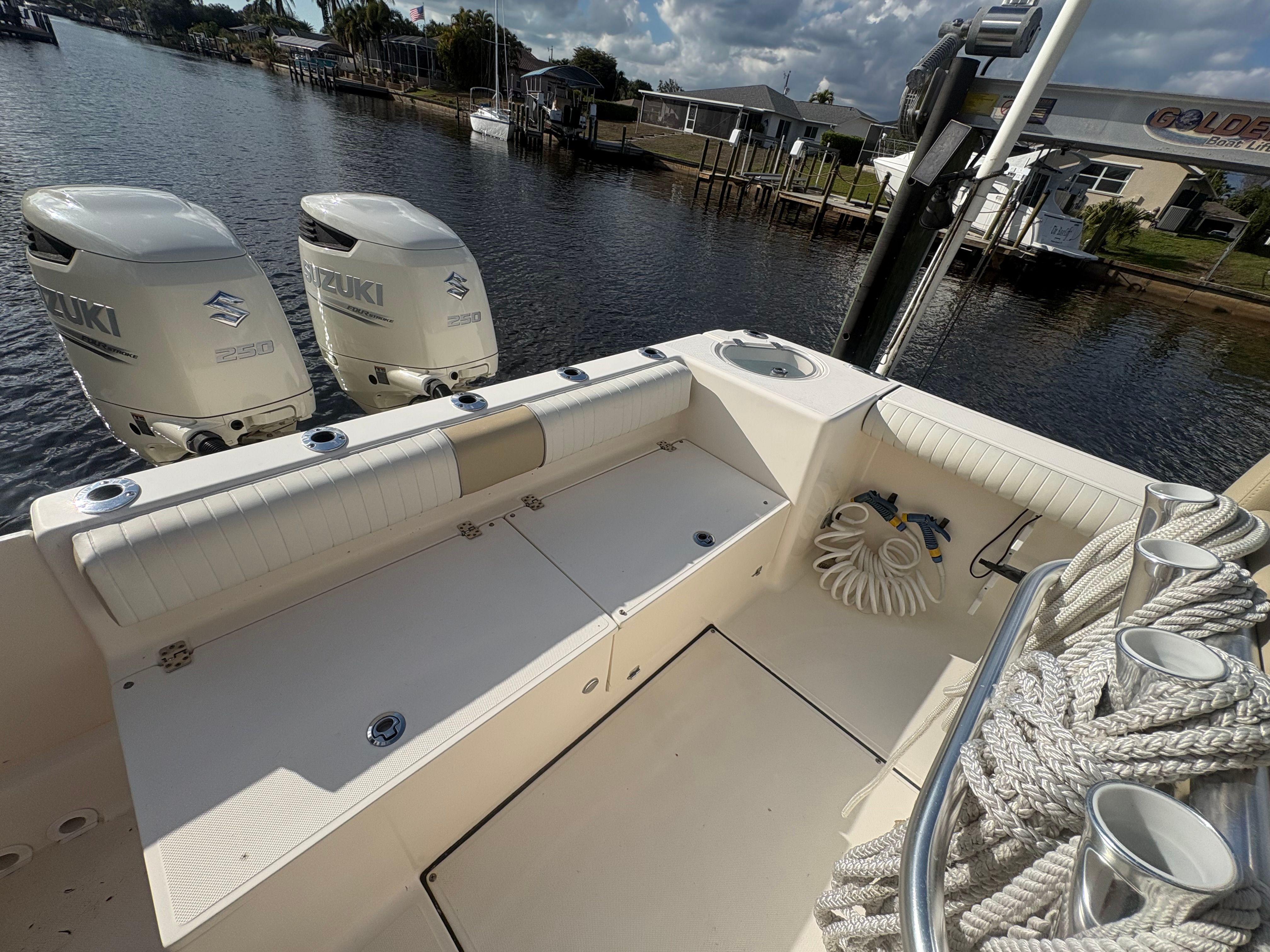 2021 Sea Born LX26 Center Console - 4