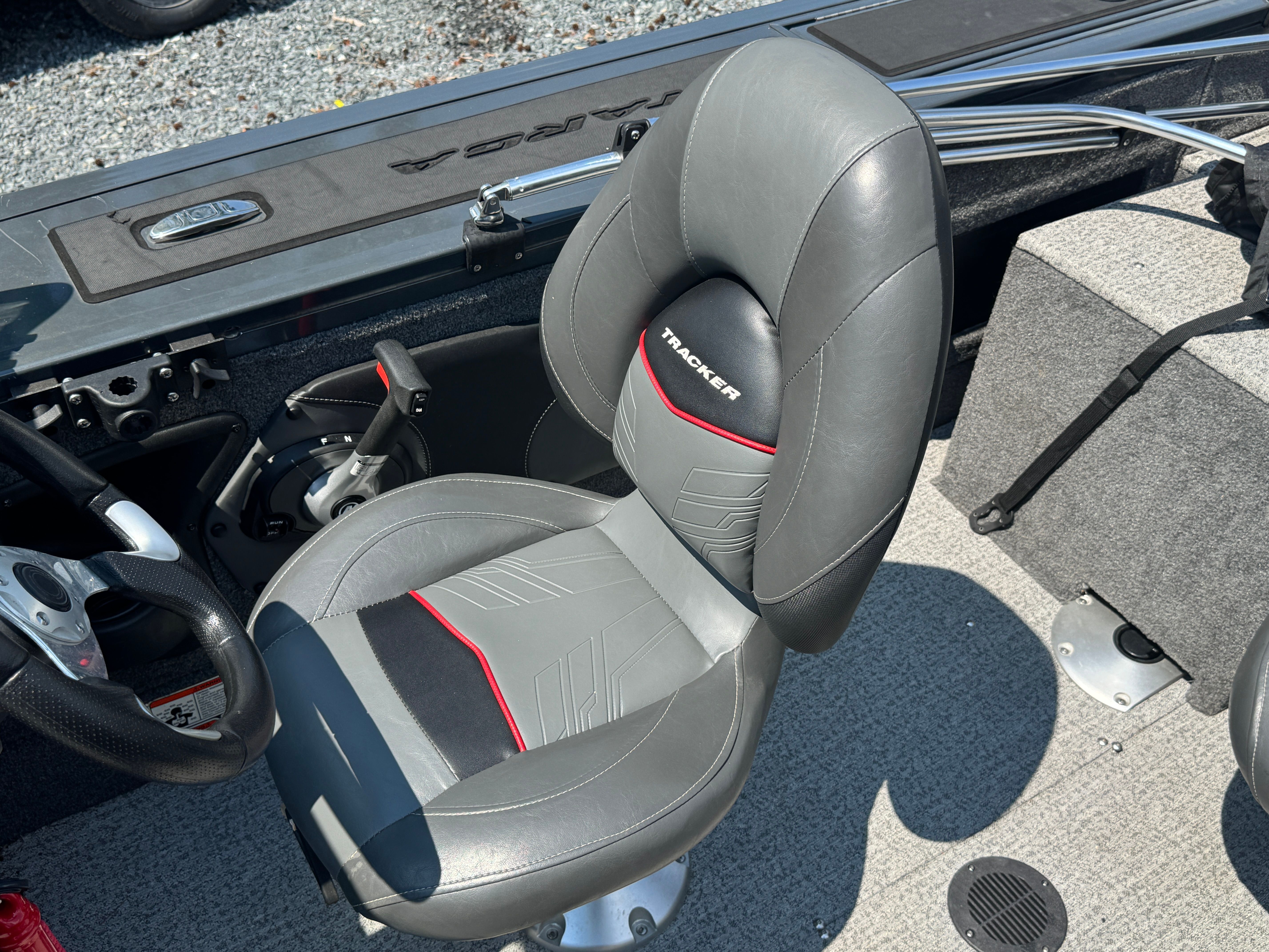 2021 TRACKER TARGA V18 - Image 11