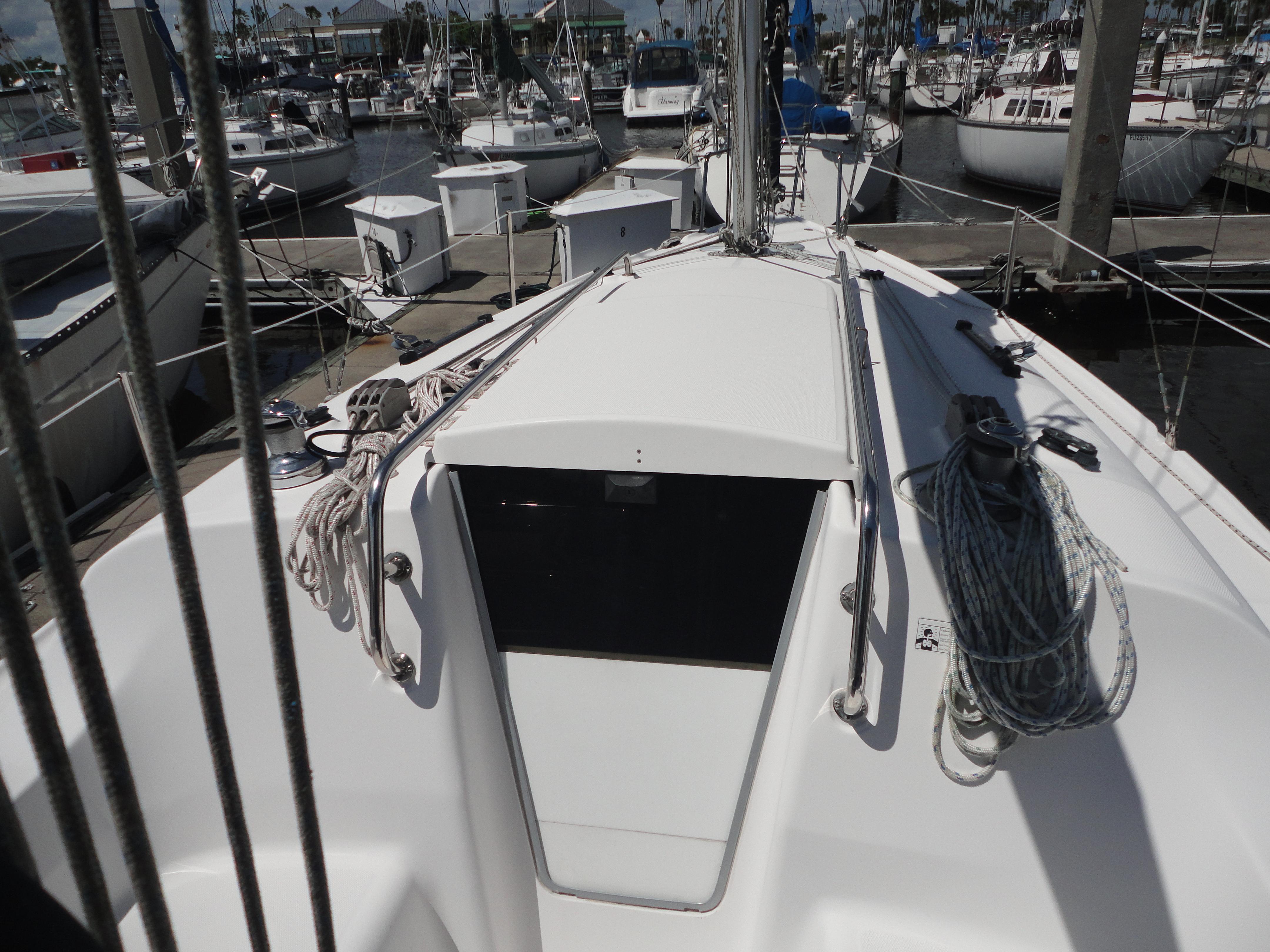 2013 Marlow-Hunter Hunter 27 - 32