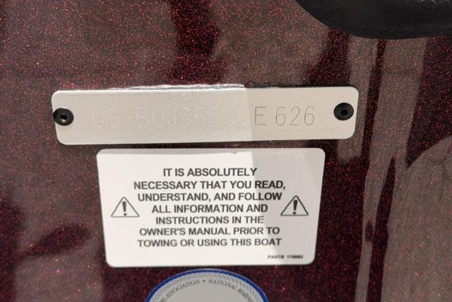 2026 Nitro Z18 boat warning label and serial number plate.