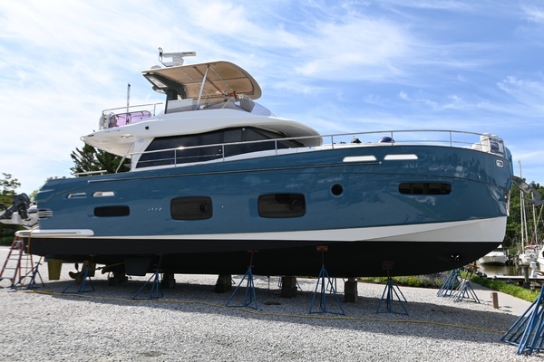 2014 Azimut Magellano 50