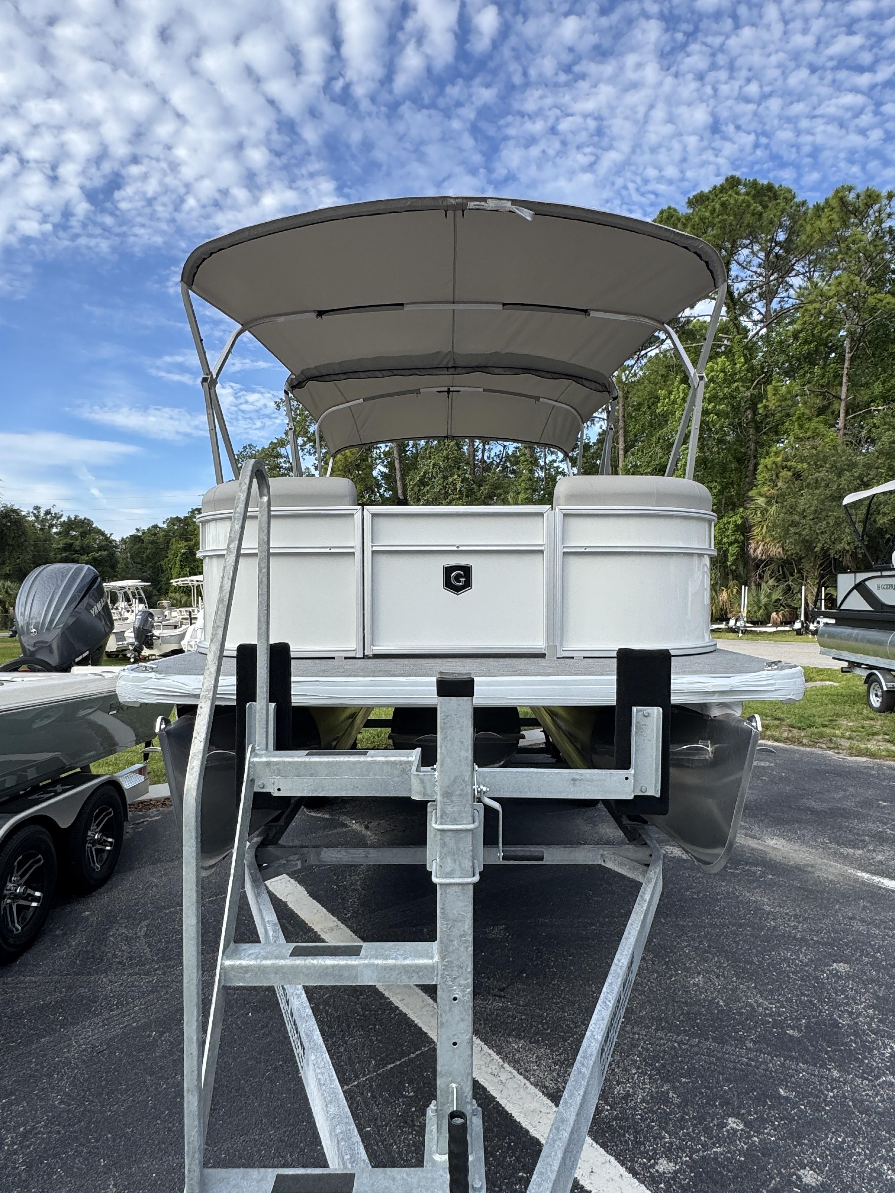 2026 Sweetwater Xperience Split Bench SW 2286 SBX Tri Toon - 2