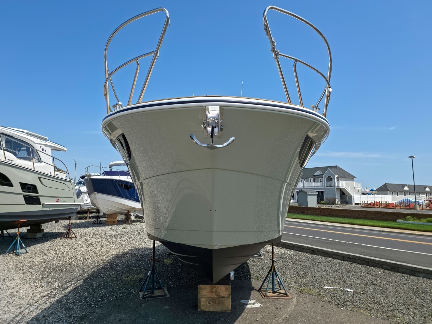 2026 Marex 310 Sun Cruiser - Image 6