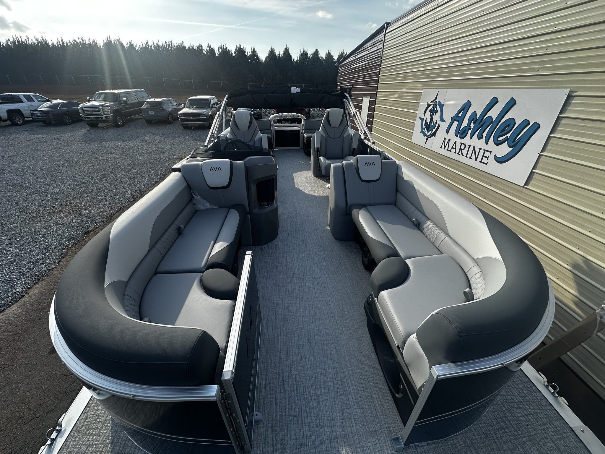 2026 Avalon LSZ 23 QUAD LOUNGER-TRITOON-175HP - 4