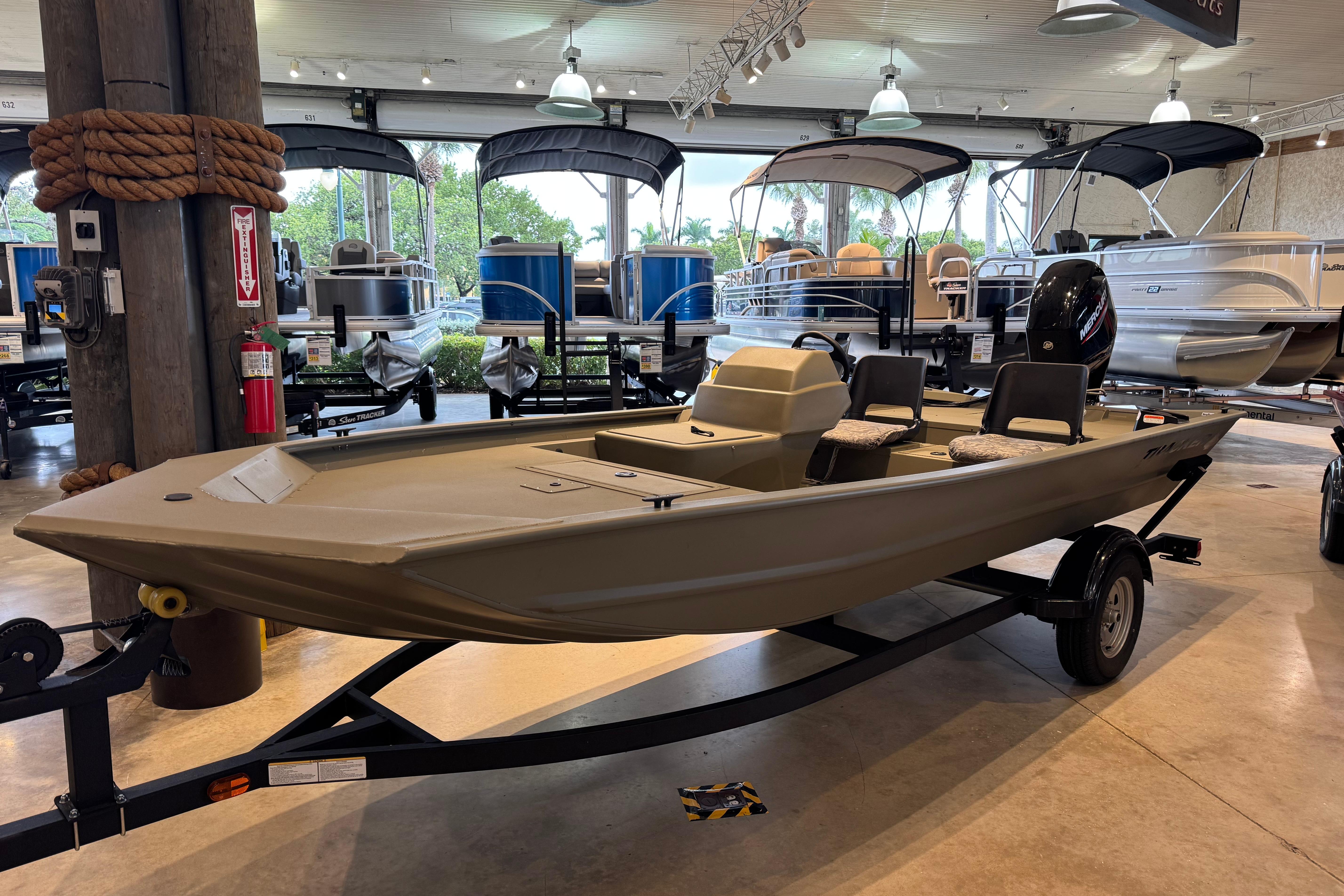 2026 Tracker Grizzly 1754 SC