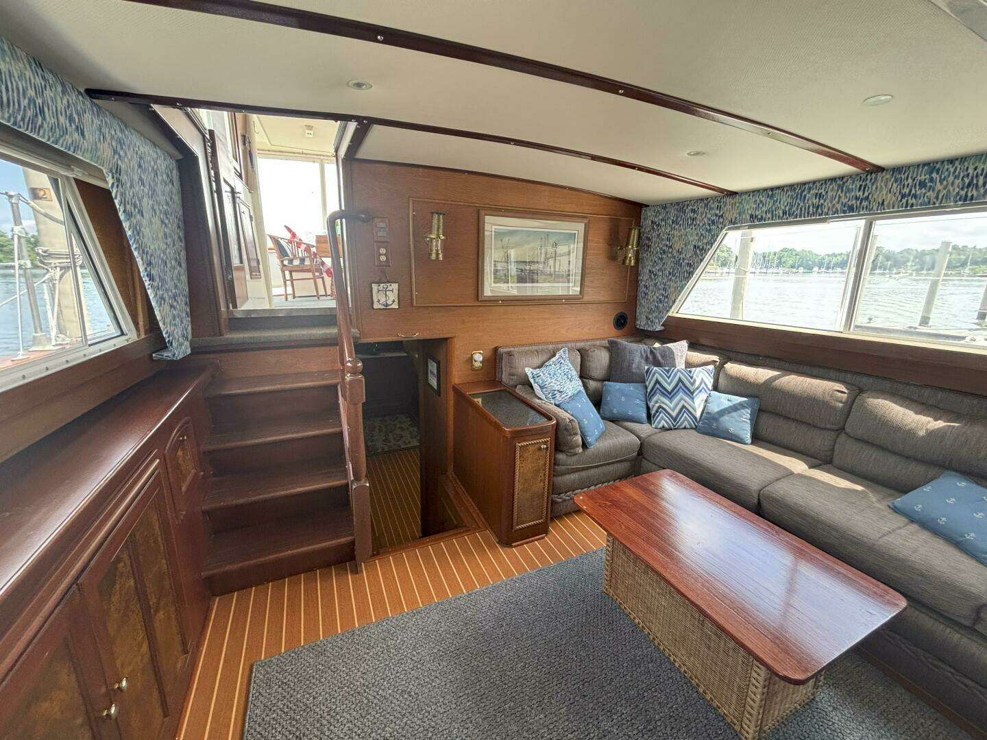 1972 Matthews 4 Flush Deck - Image 60