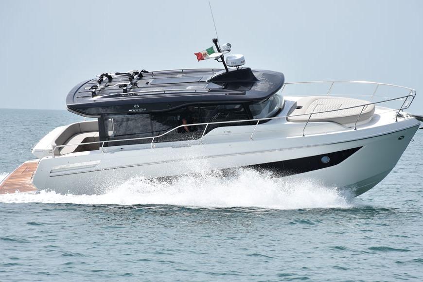 2019 Cranchi T36 Crossover