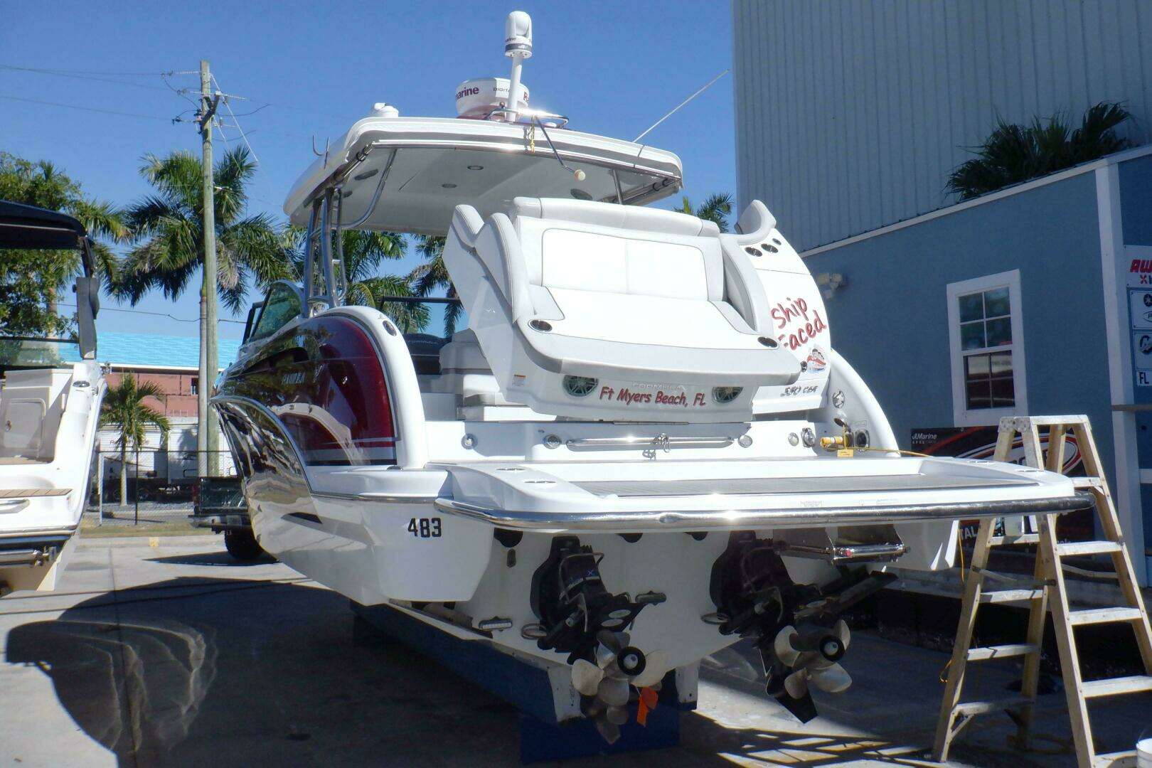 2015 Formula 350 Crossover Bowrider - Image 54