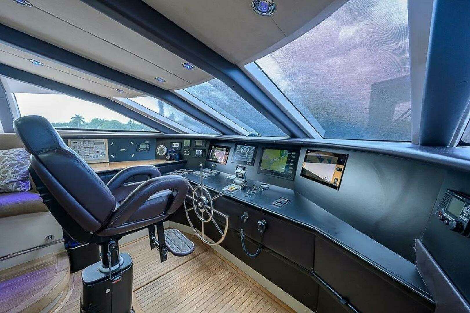 2005 DMB Danube Motor Yacht - Image 30