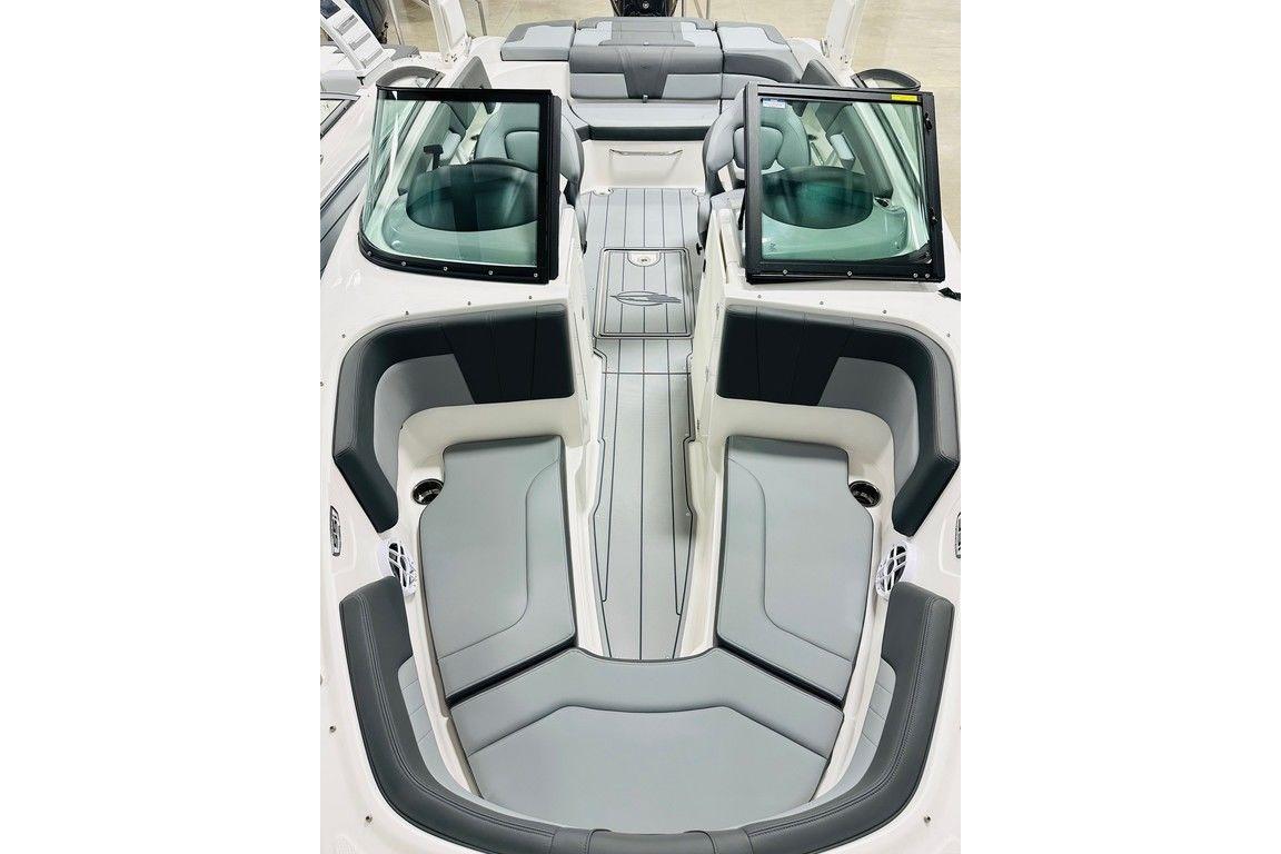 2025 Chaparral 23 SSi OB boat interior with sleek seating and modern design.