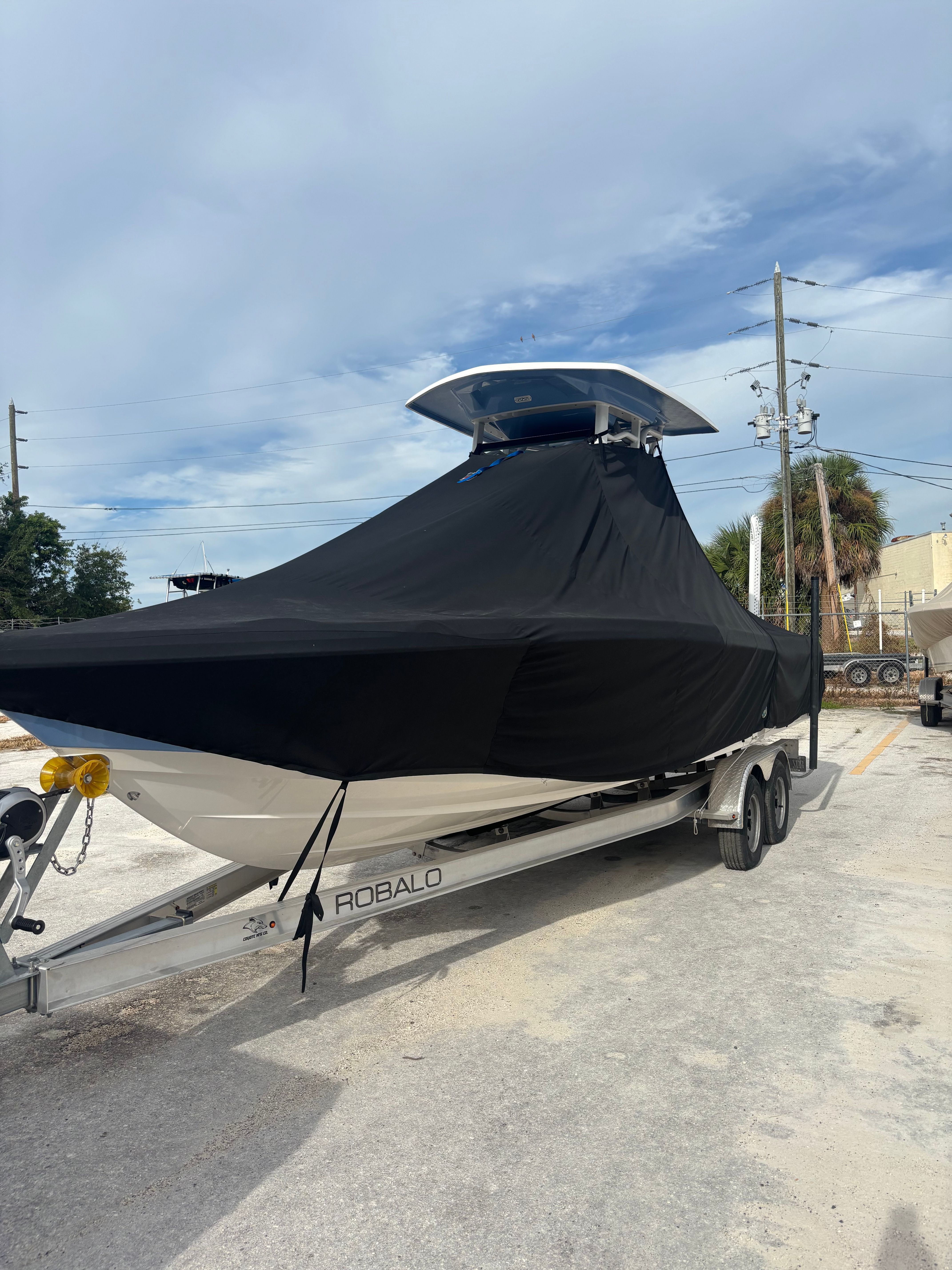 2024 Robalo CAYMAN - 16