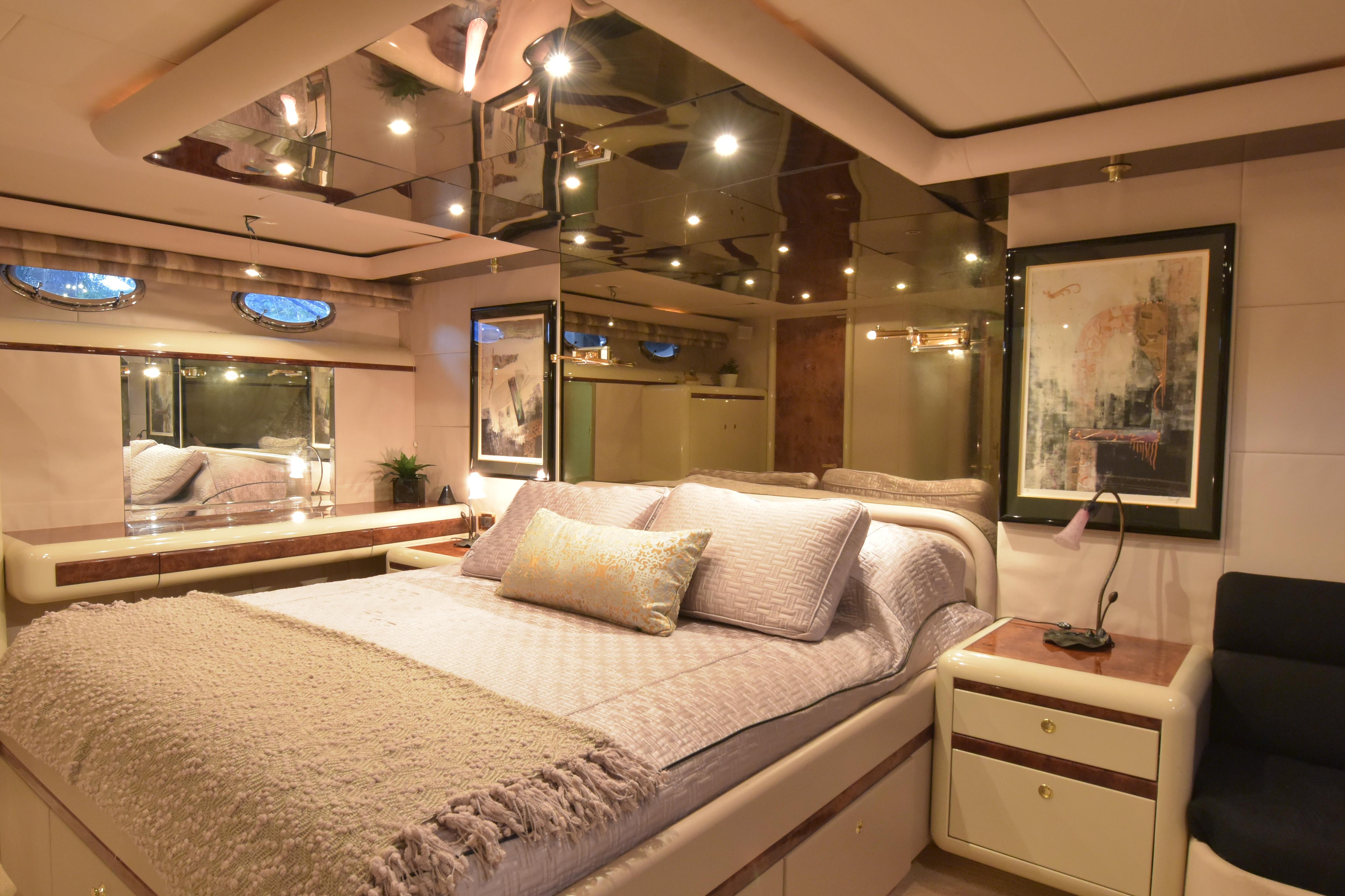 1994 Lazzara 76 Lazzara motor yacht - 89