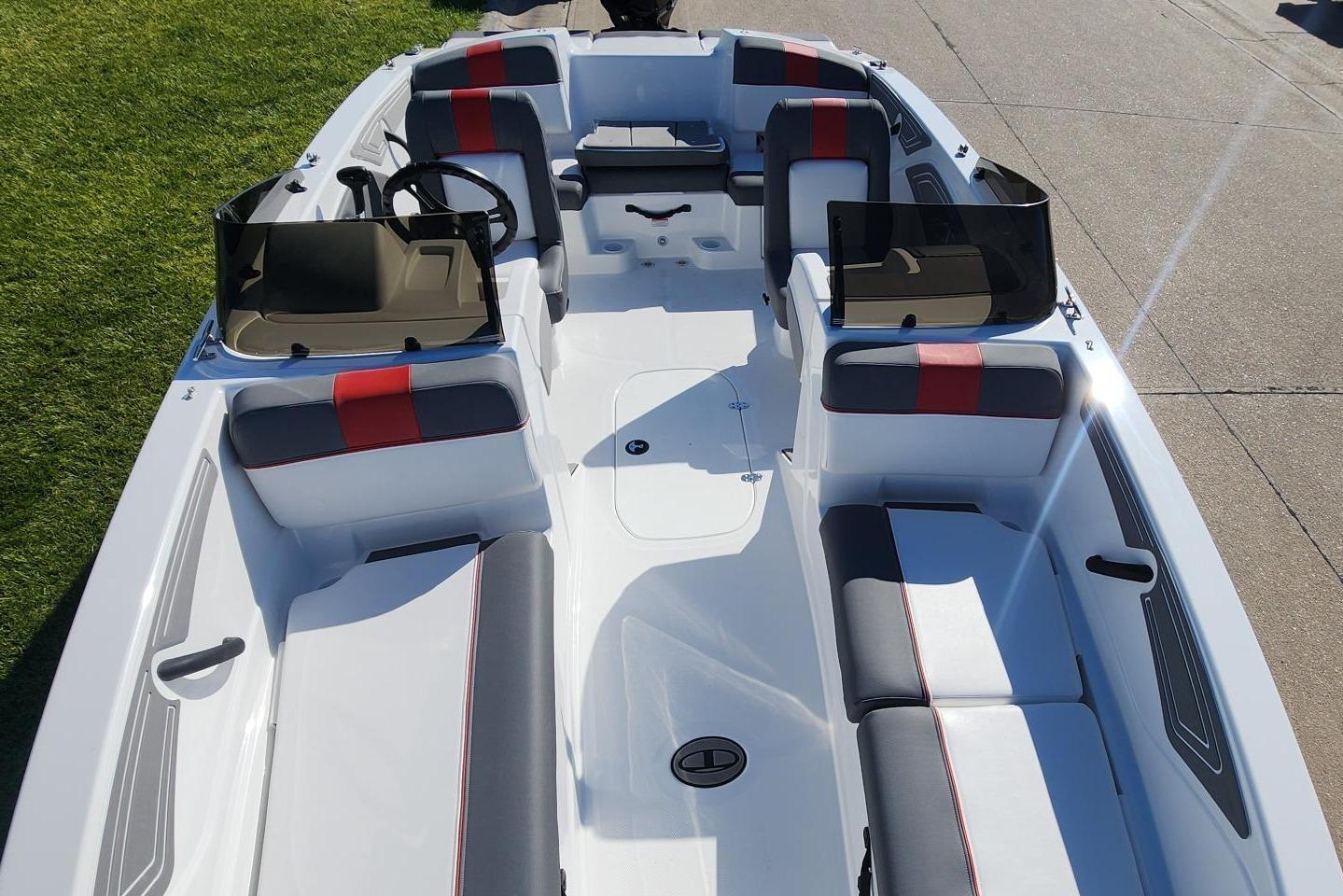 2026 Tahoe T21 boat interior with sleek seating and modern design.