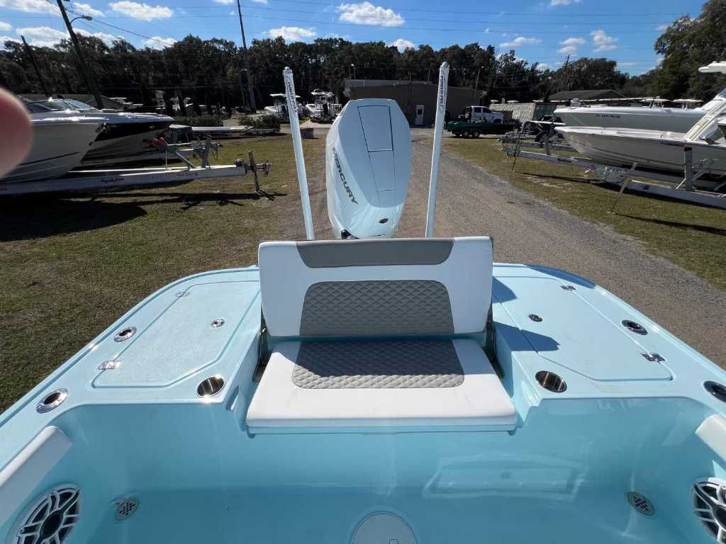 2026 Caymas 28 HB - 13