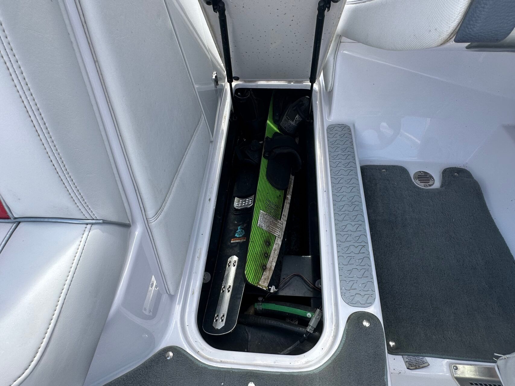 2008 Nautique 236 Team Edition - 39