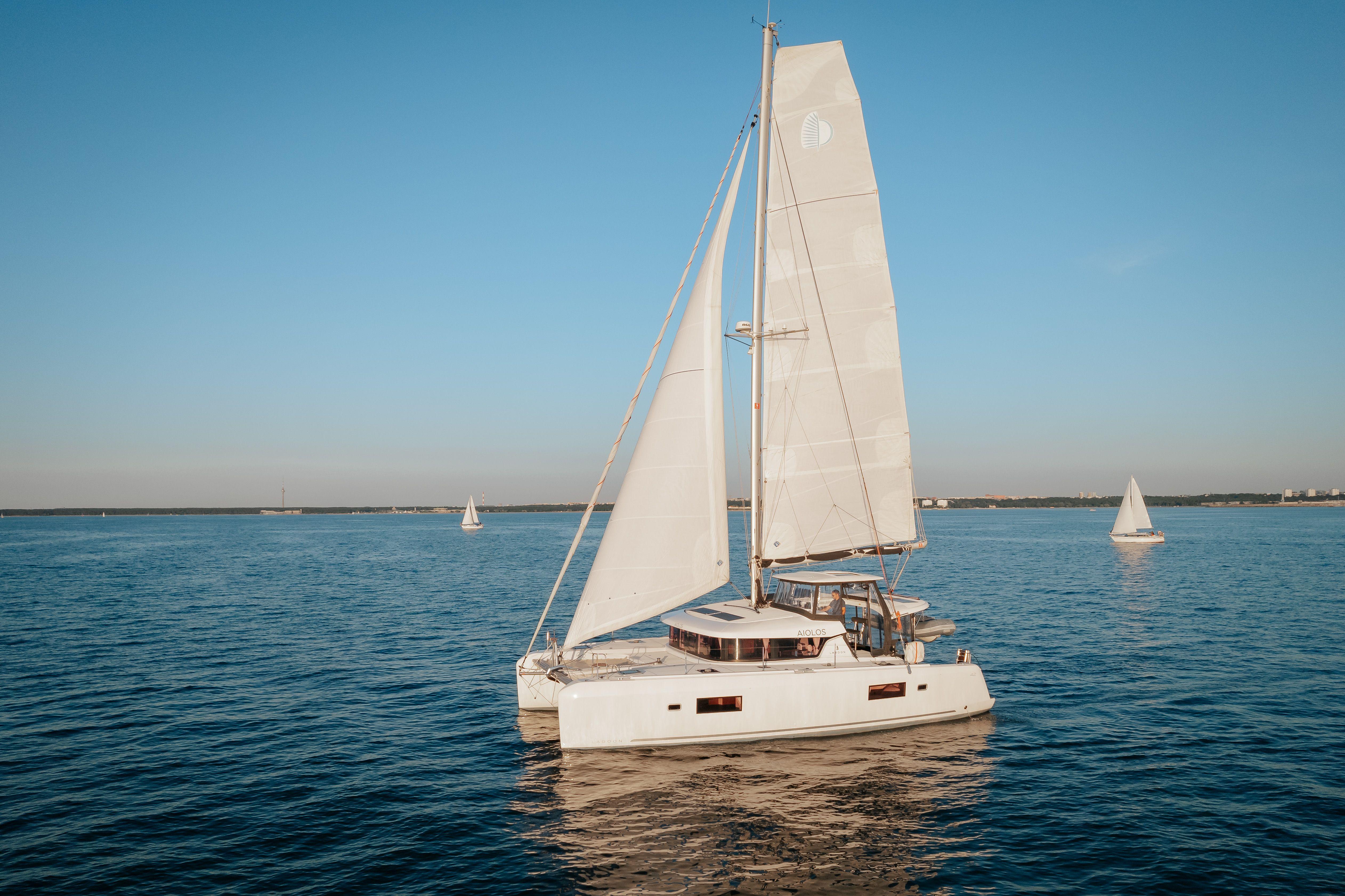 2019 Lagoon 42