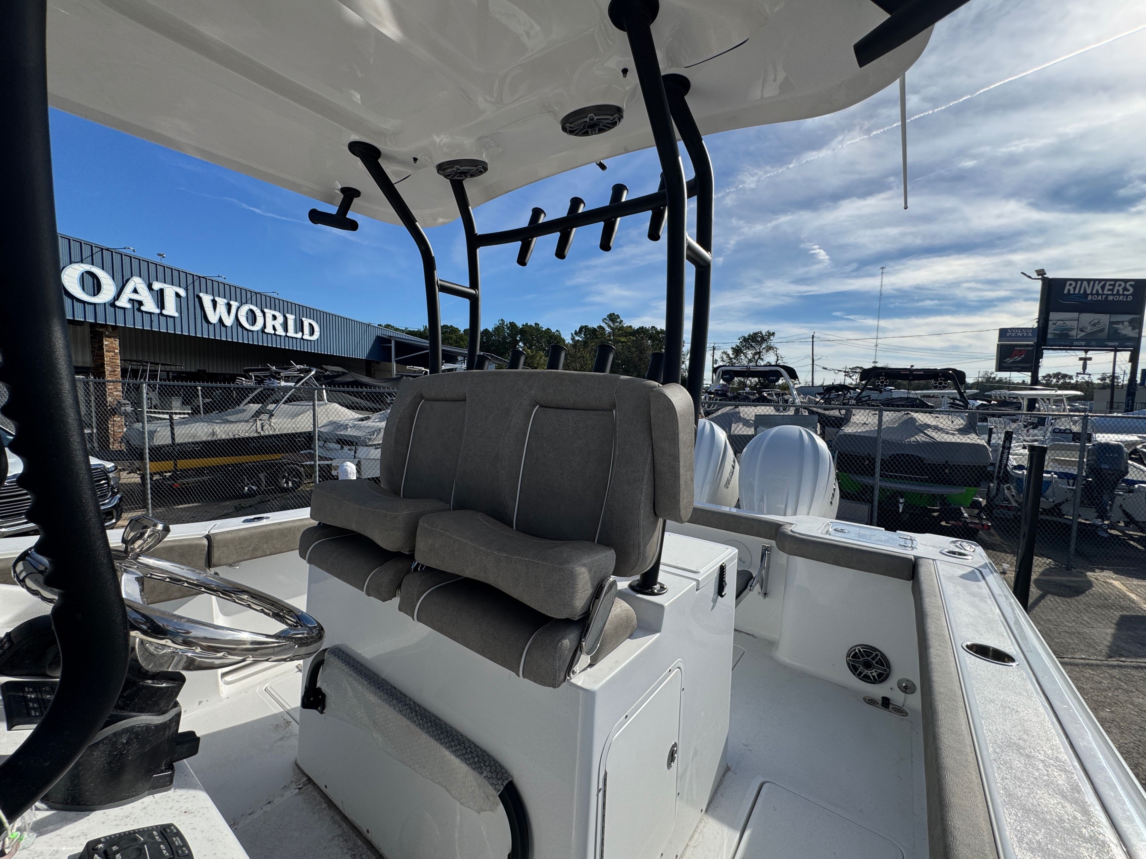 2026 Sea Hunt Gamefish 28 Forward Seating - 23