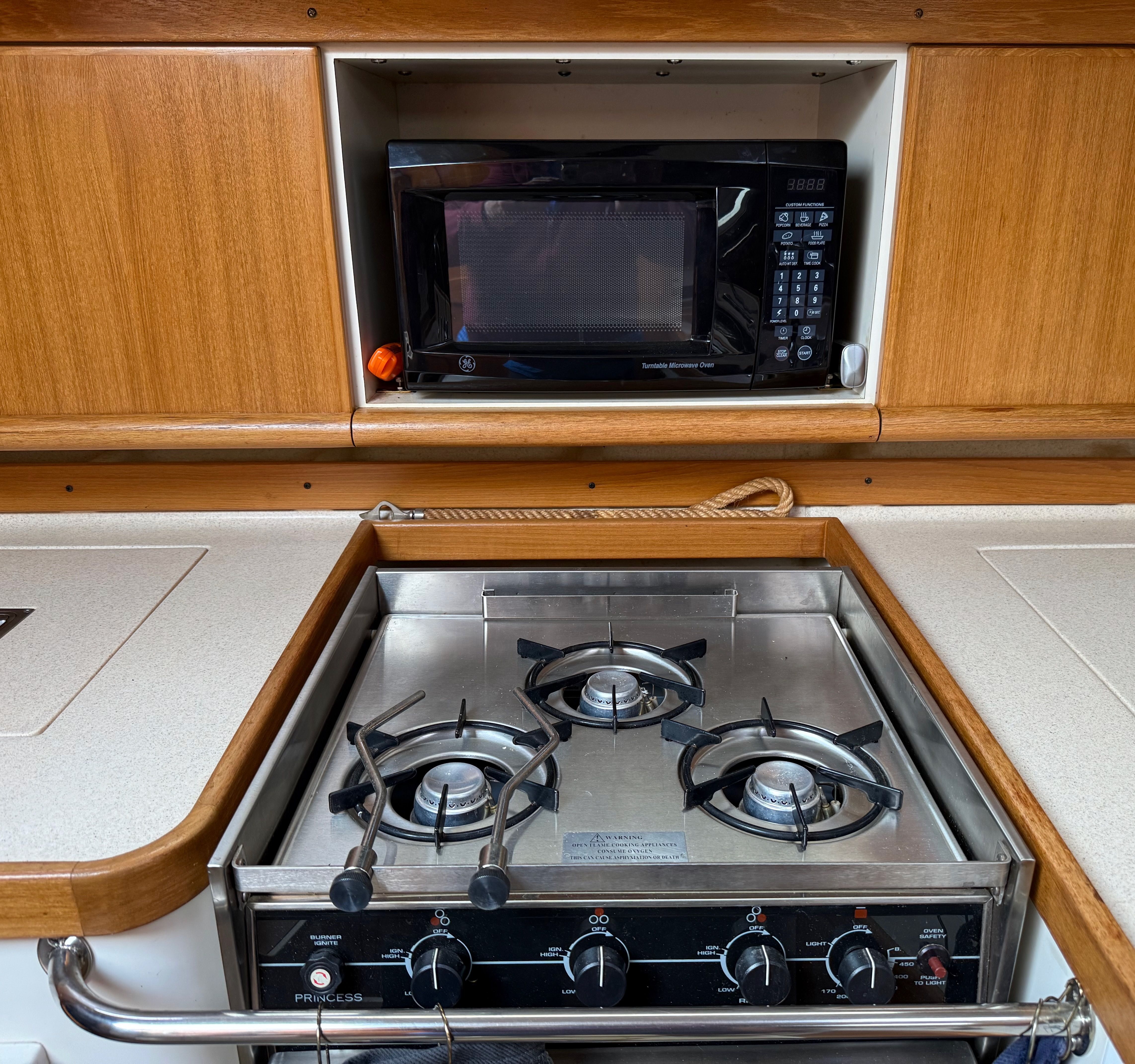 2001 Catalina 380 - 51