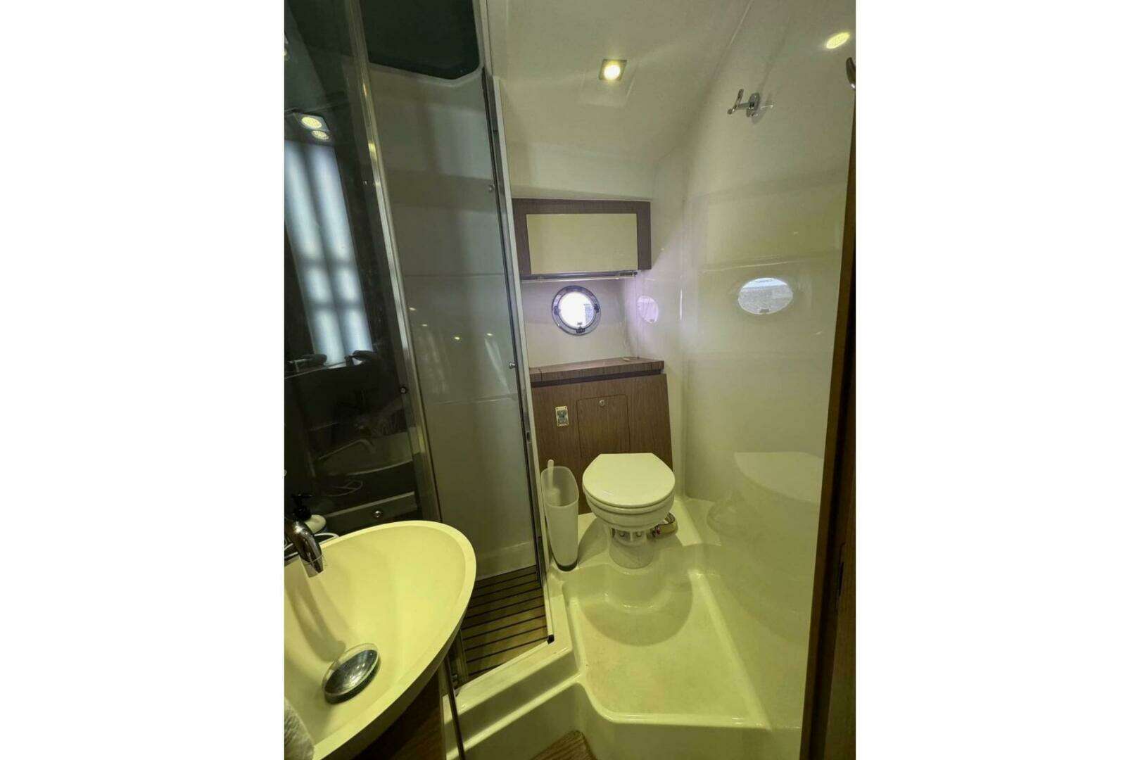 2014 Beneteau Gran Turismo 44 - Image 53
