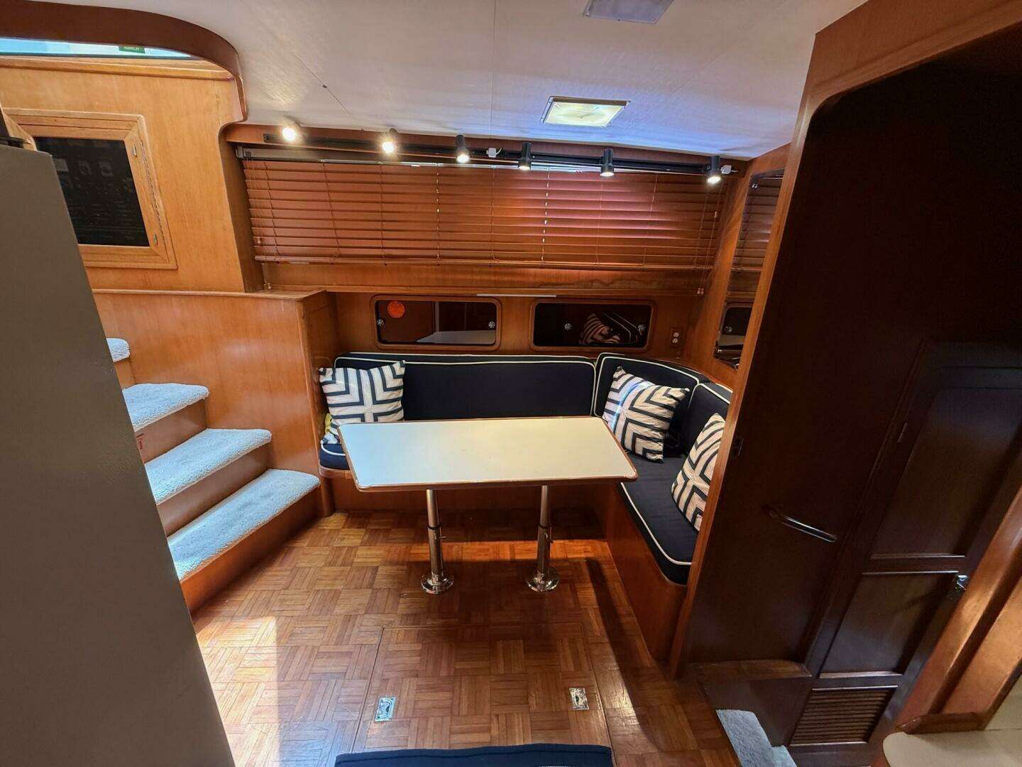 1989 Jefferson Marquessa 52 - Image 18