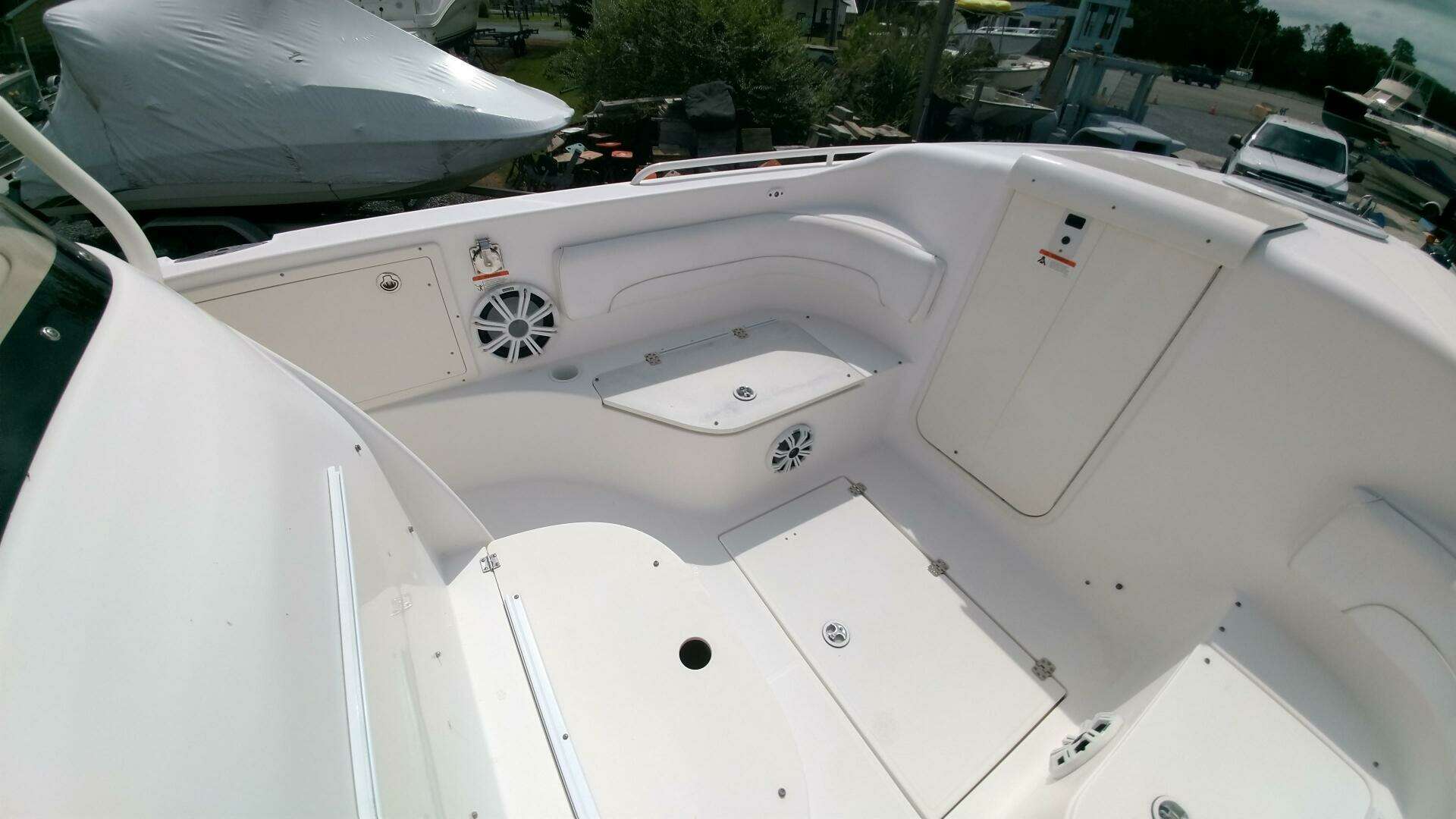 2006 Wellcraft 352 Sport - Image 10