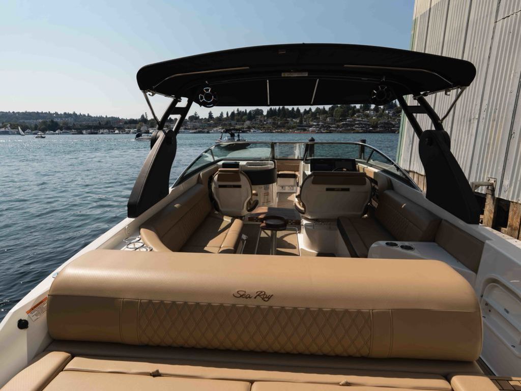 2019 Sea Ray SLX 280 - 10