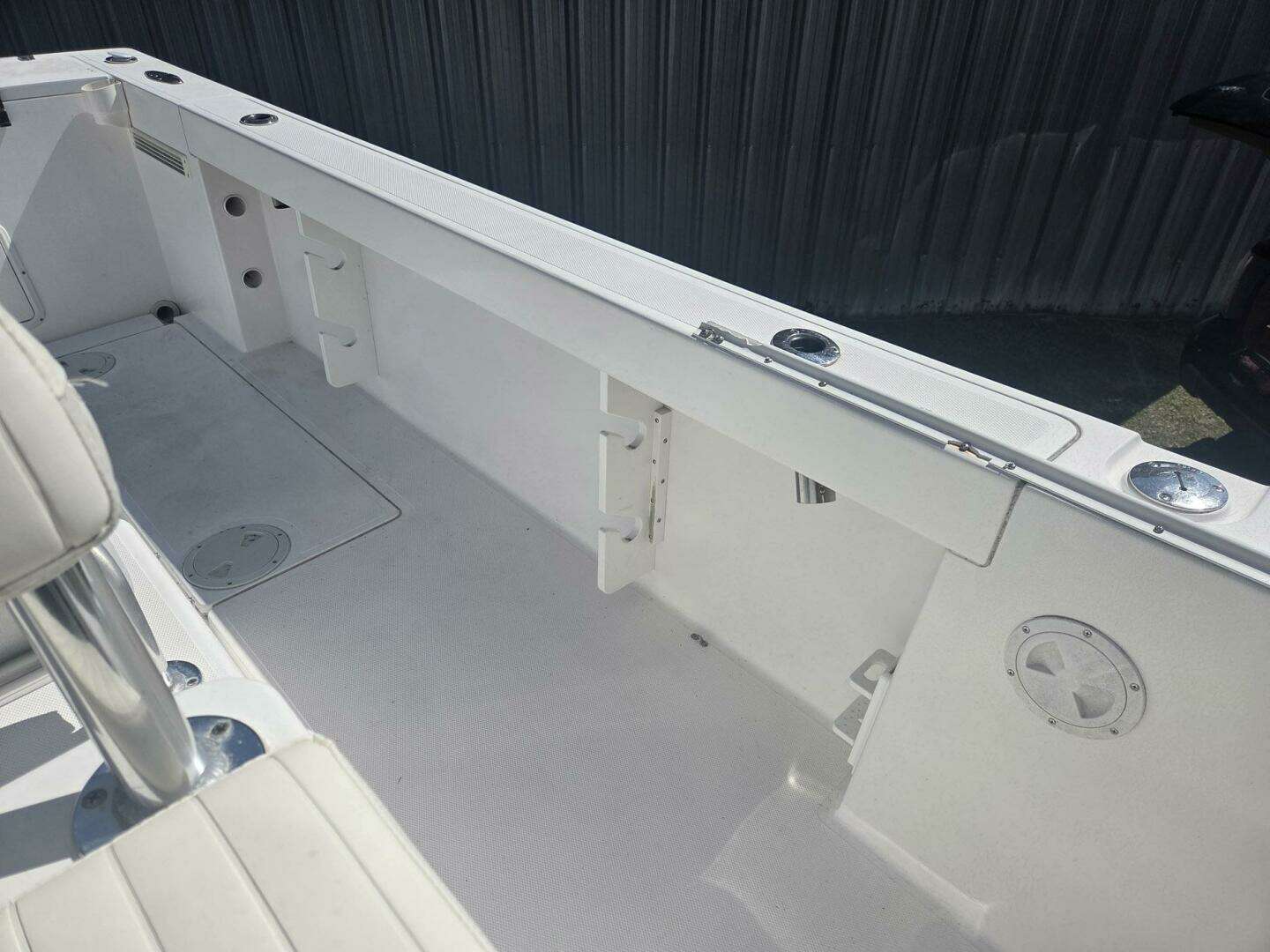 2008 True World Marine TE2810 - Image 12
