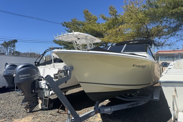 2013 Sea Hunt Escape 234 LE