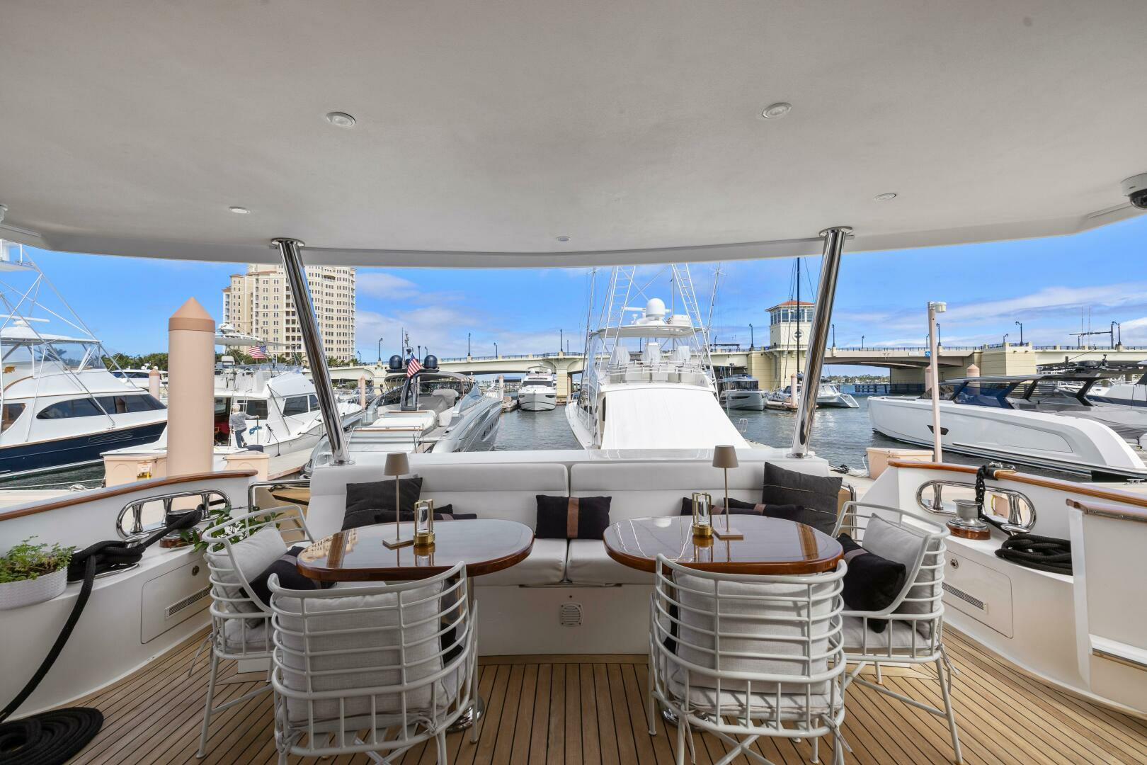 2010 Ocean Alexander 83 - Image 42