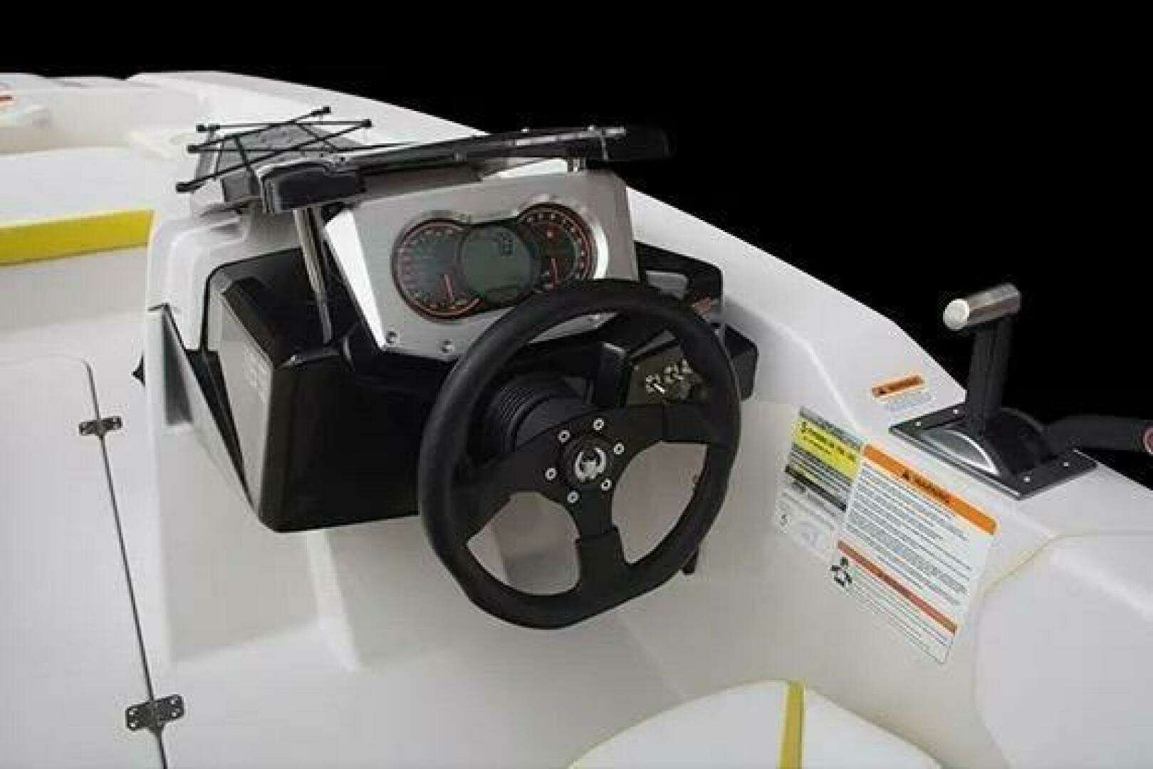 2017 Scarab 165 - Image 10