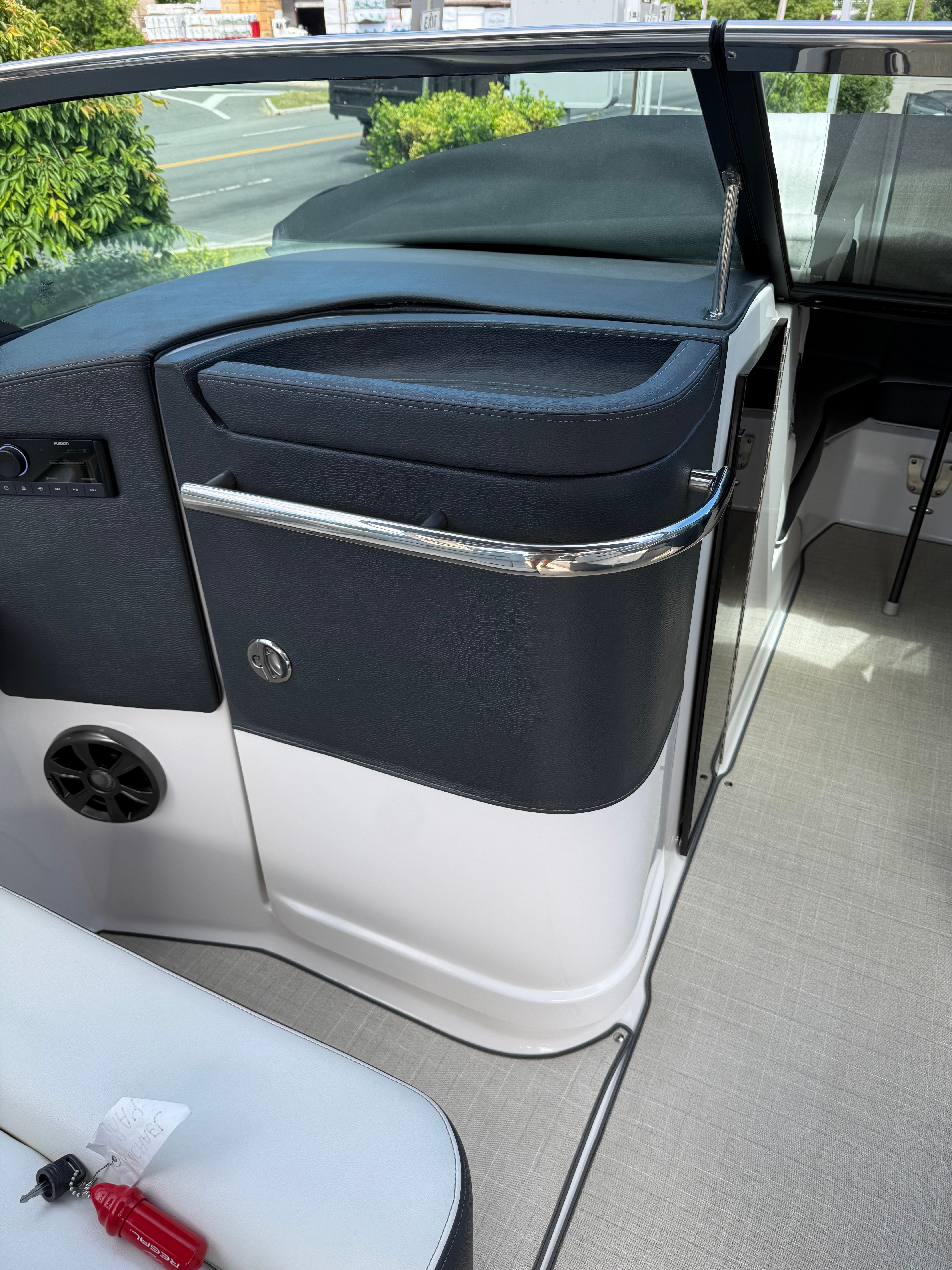 2022 Regal LX4 - 17