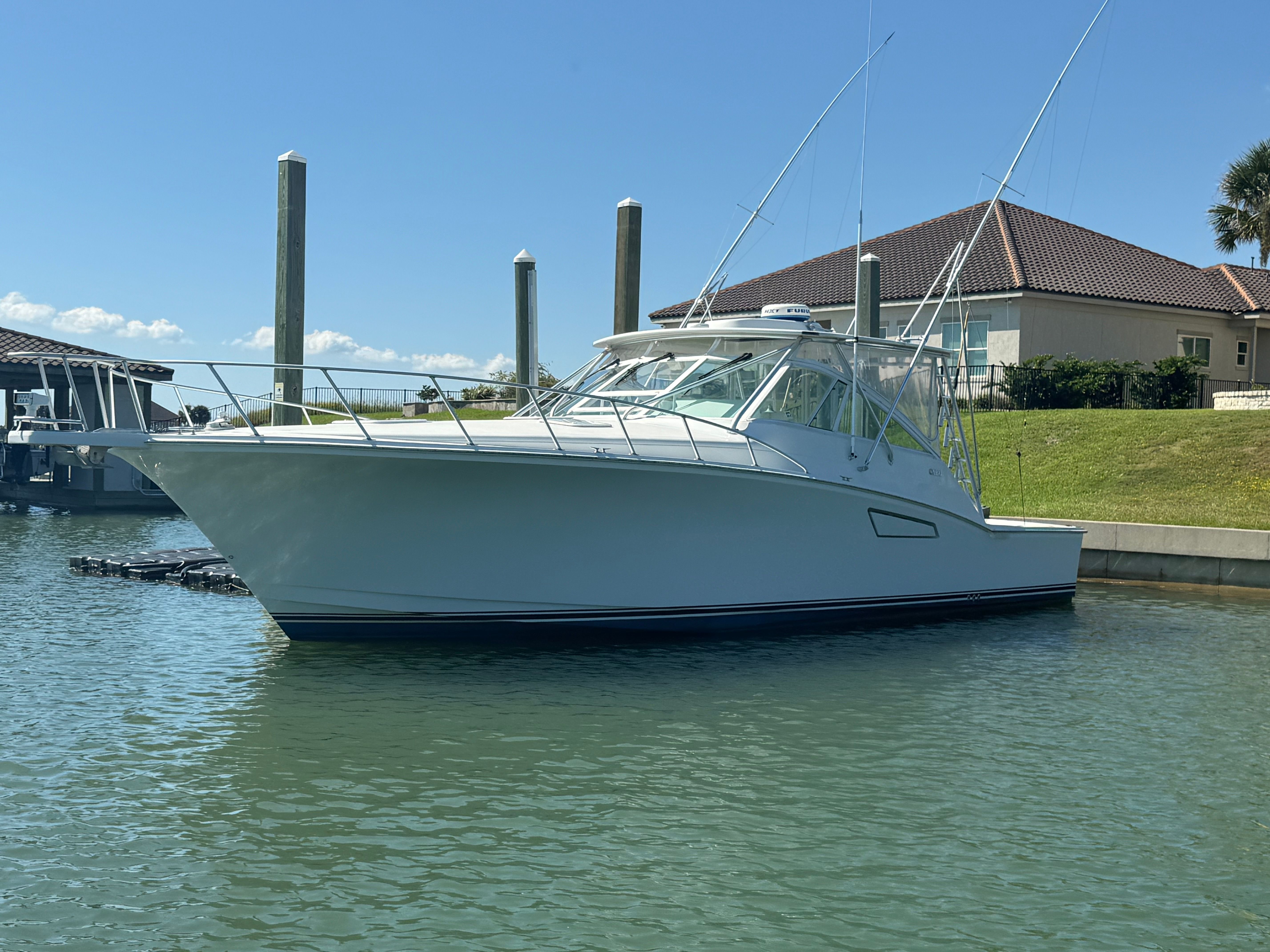 2007 Cabo 45 Express - 21
