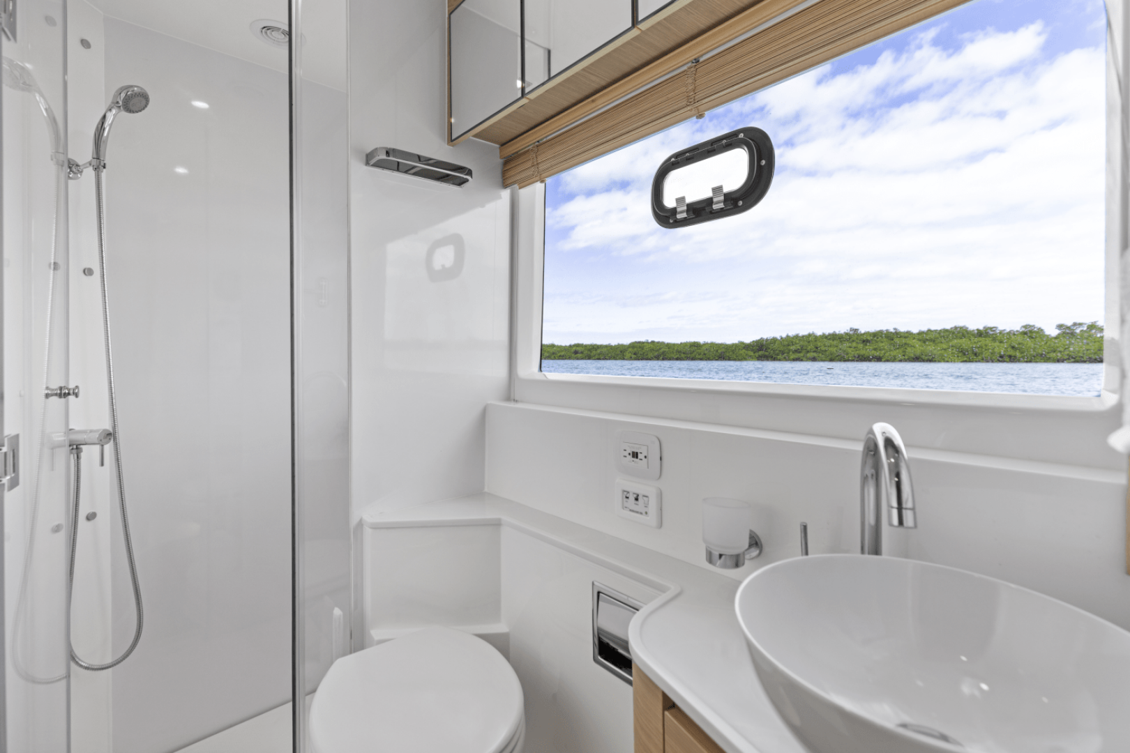 2026 Aquila 50 Yacht - Image 76