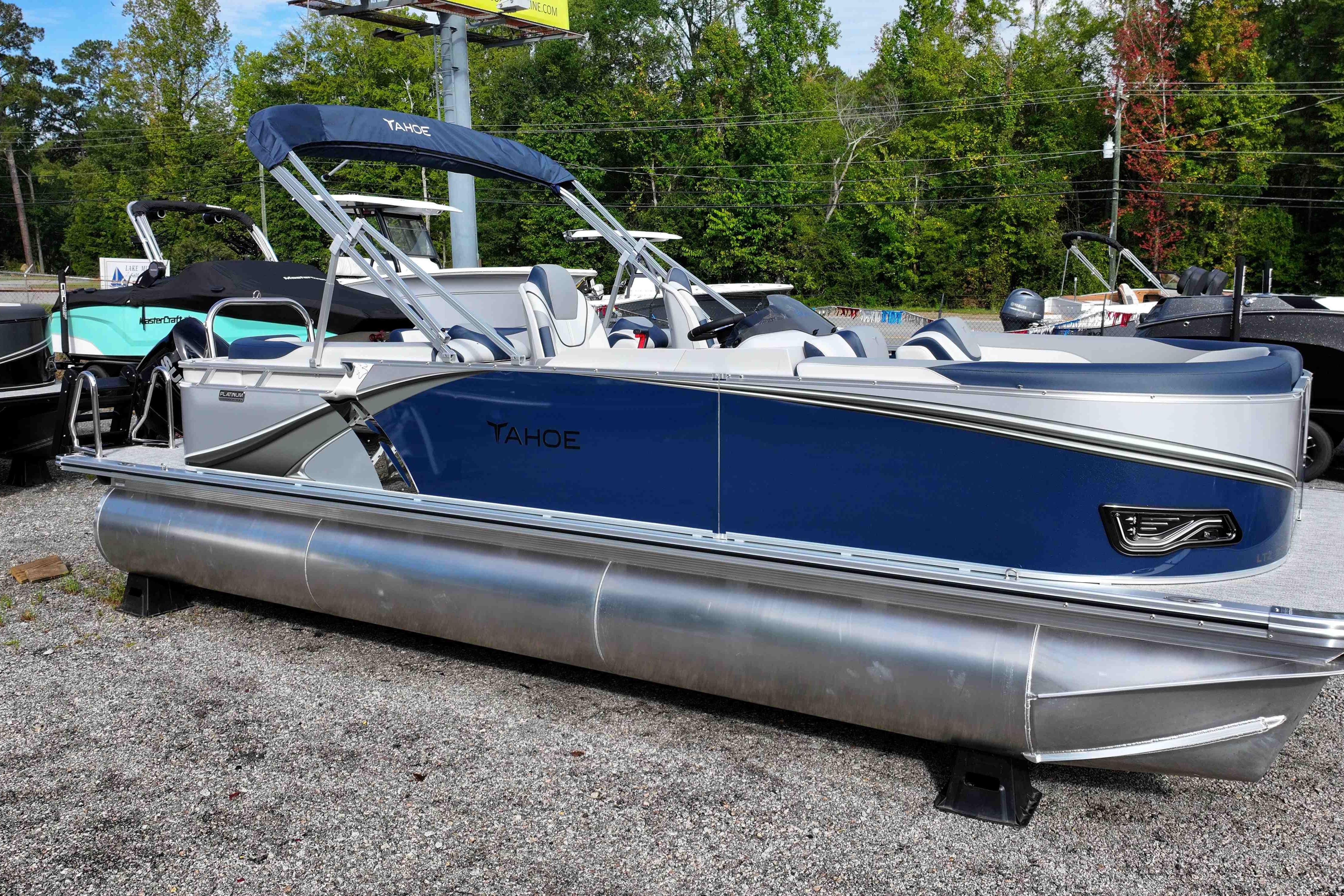 2026 Tahoe Pontoon LTZ Quad Lounger