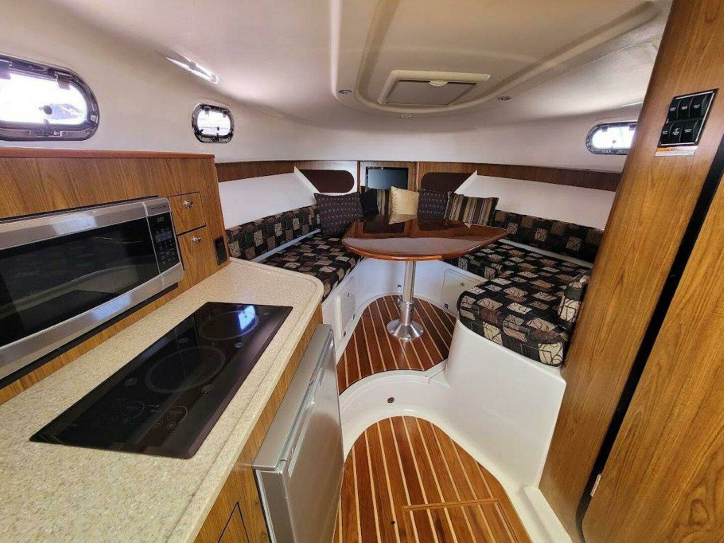 2013 Pursuit 345 Offshore - Image 25