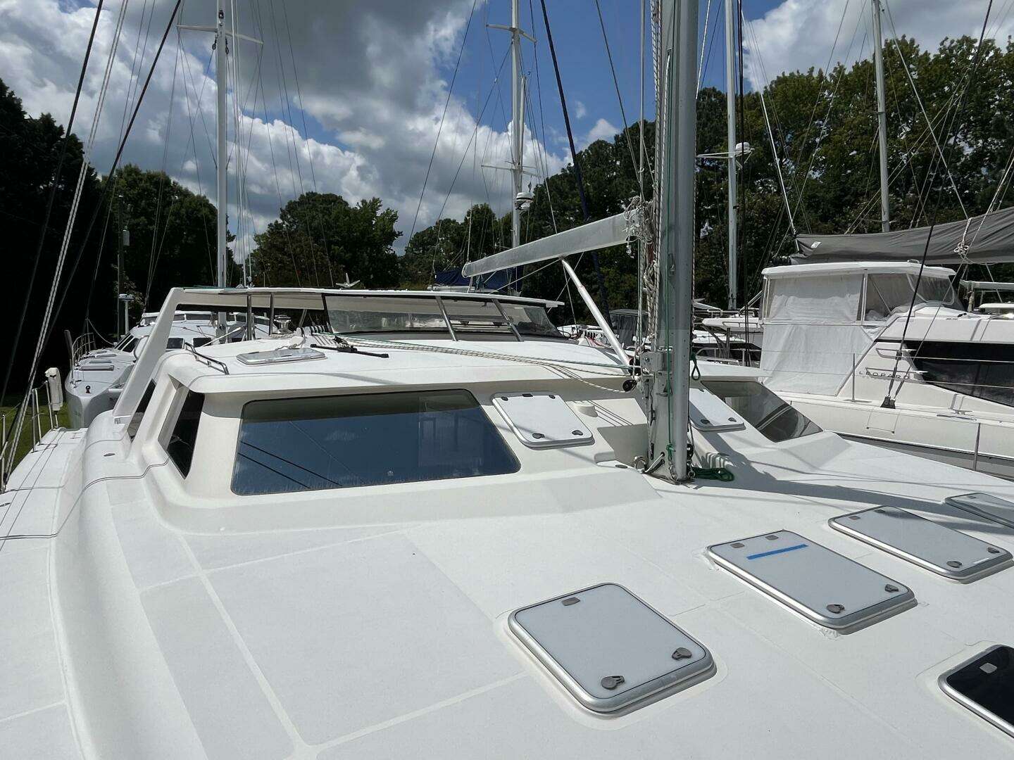 2013 Voyage Yachts 520 - Image 31
