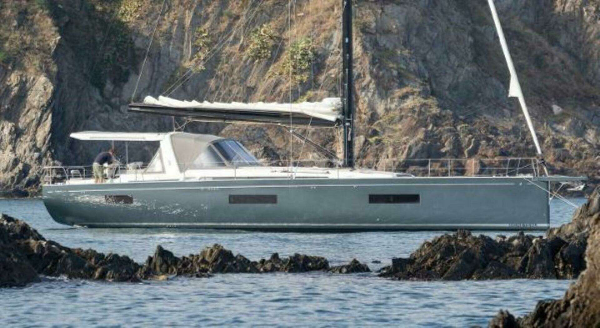 2025 Beneteau Oceanis Yacht 60 - Image 6