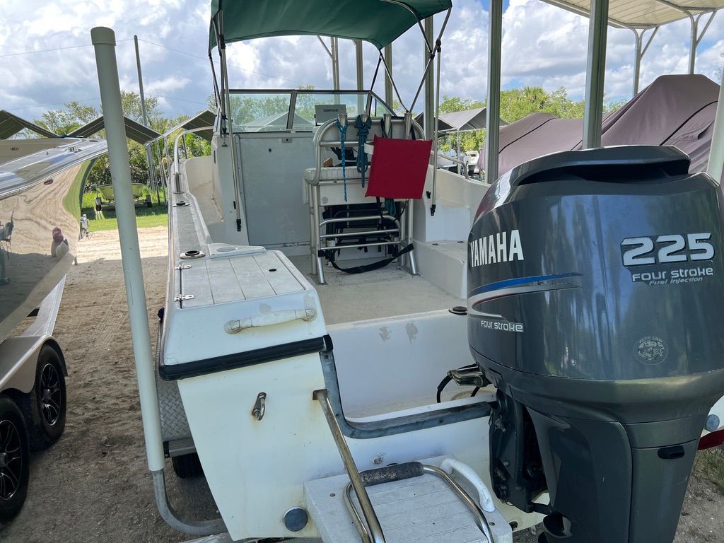 1996 Offshore Yachts Cuddy Cabin - 17