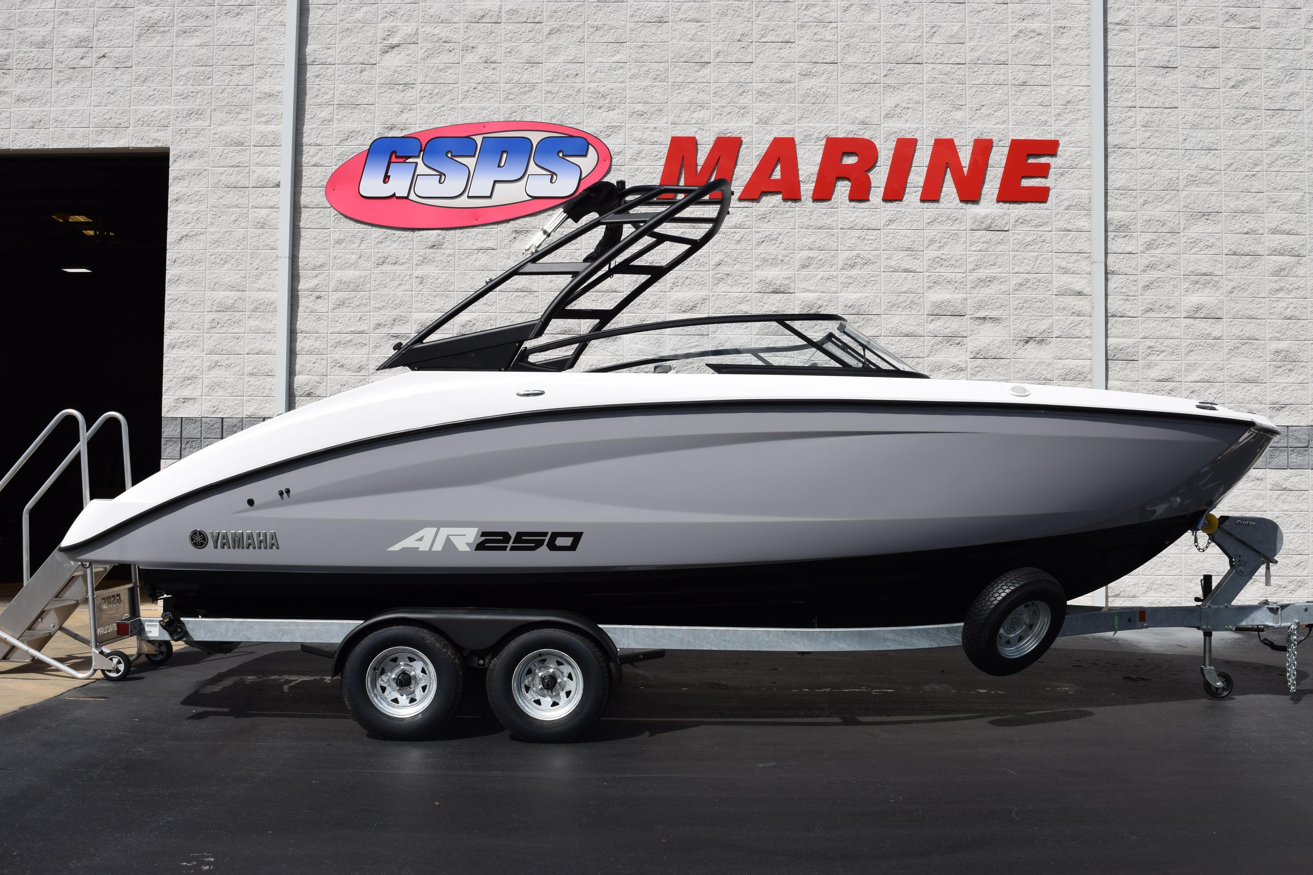 2026 Yamaha Boats AR250
