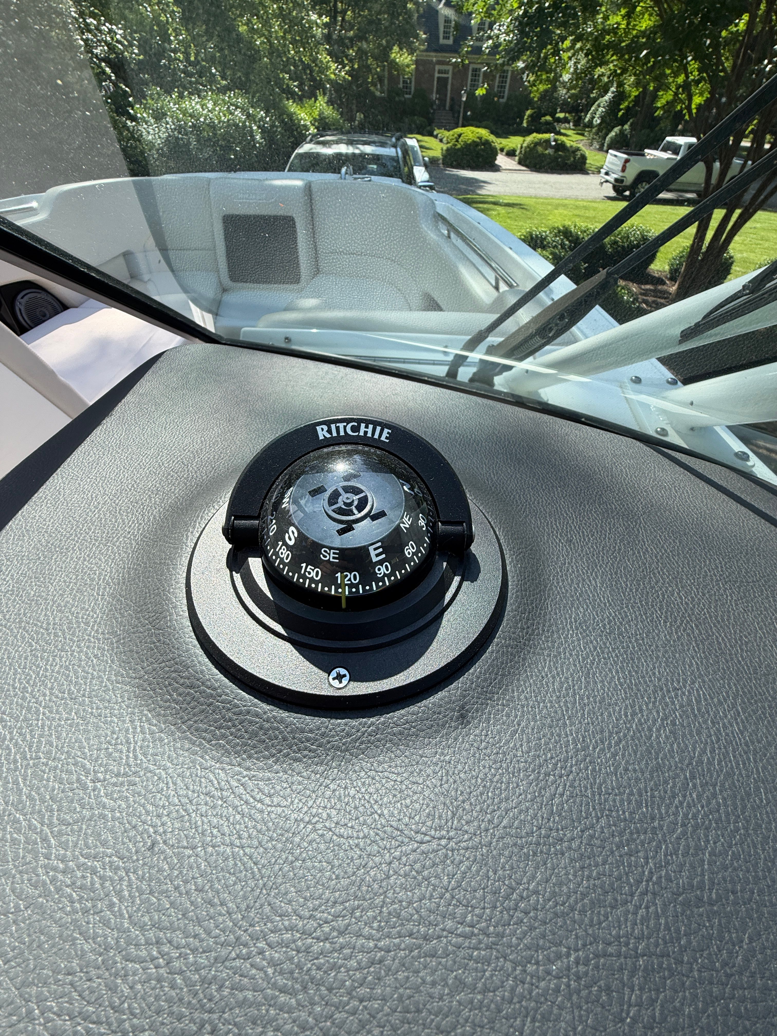 2020 Boston Whaler Vantage 230 - 31