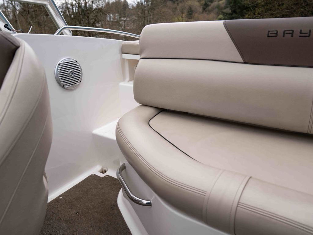 2015 Bayliner 195 DB - 17