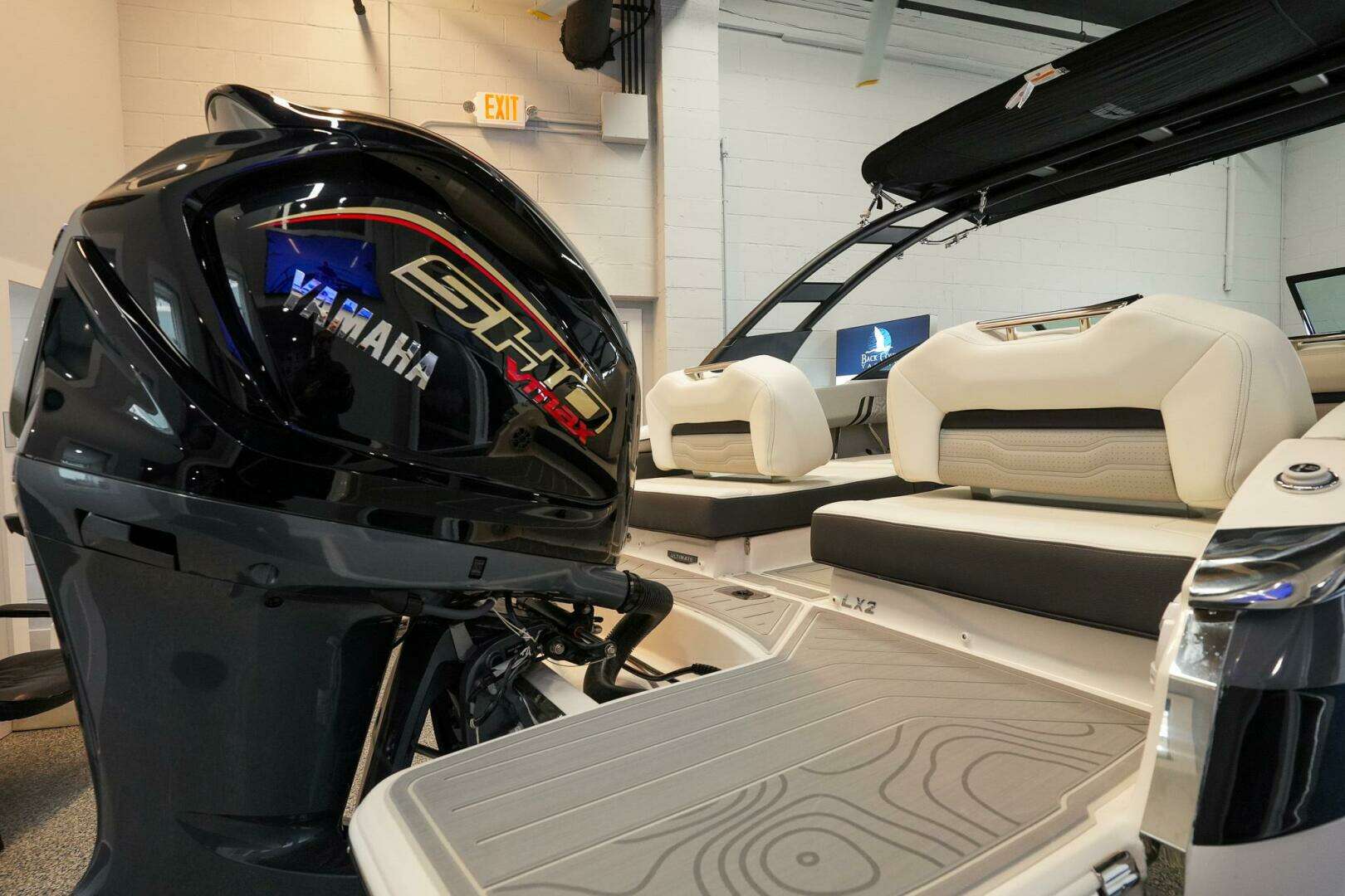 2025 Regal LX2 - Image 8
