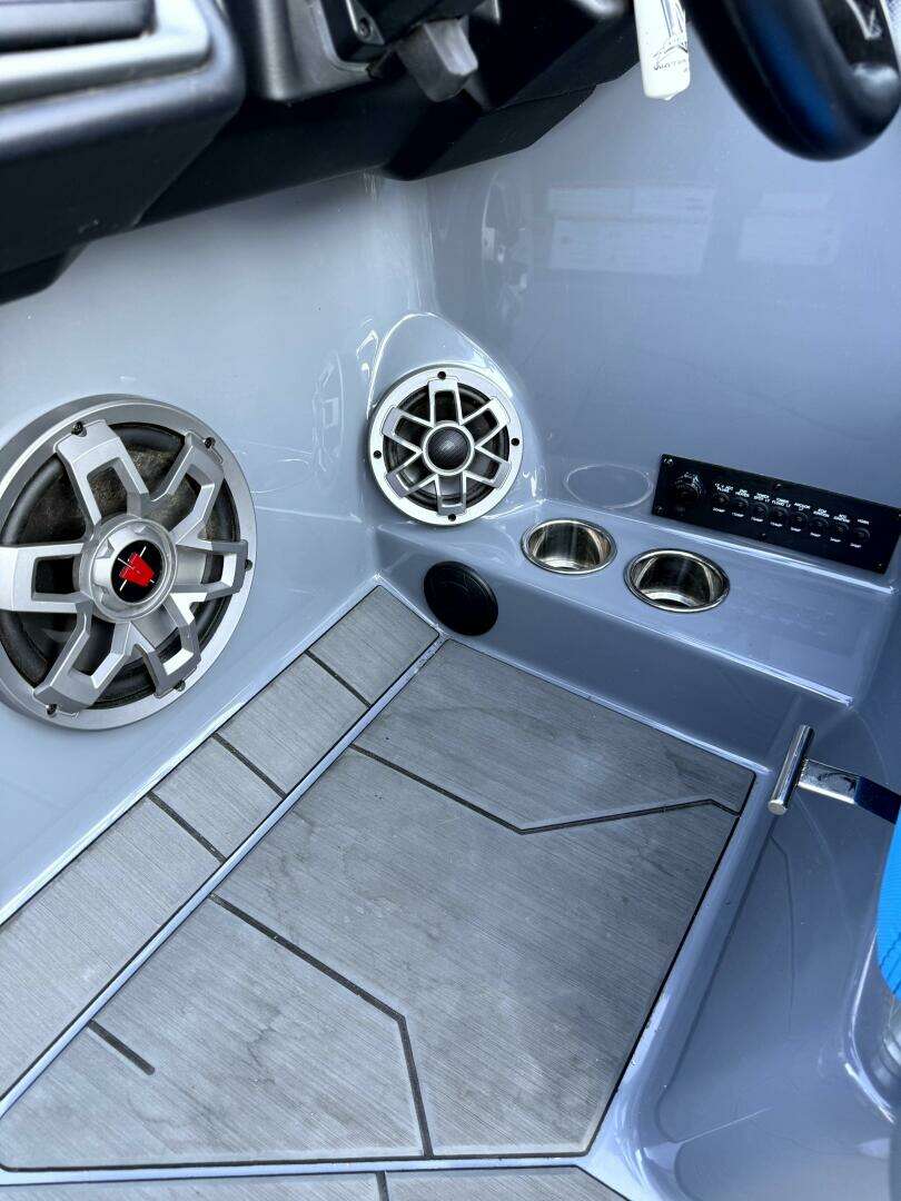 2020 Axis T23 - Image 47