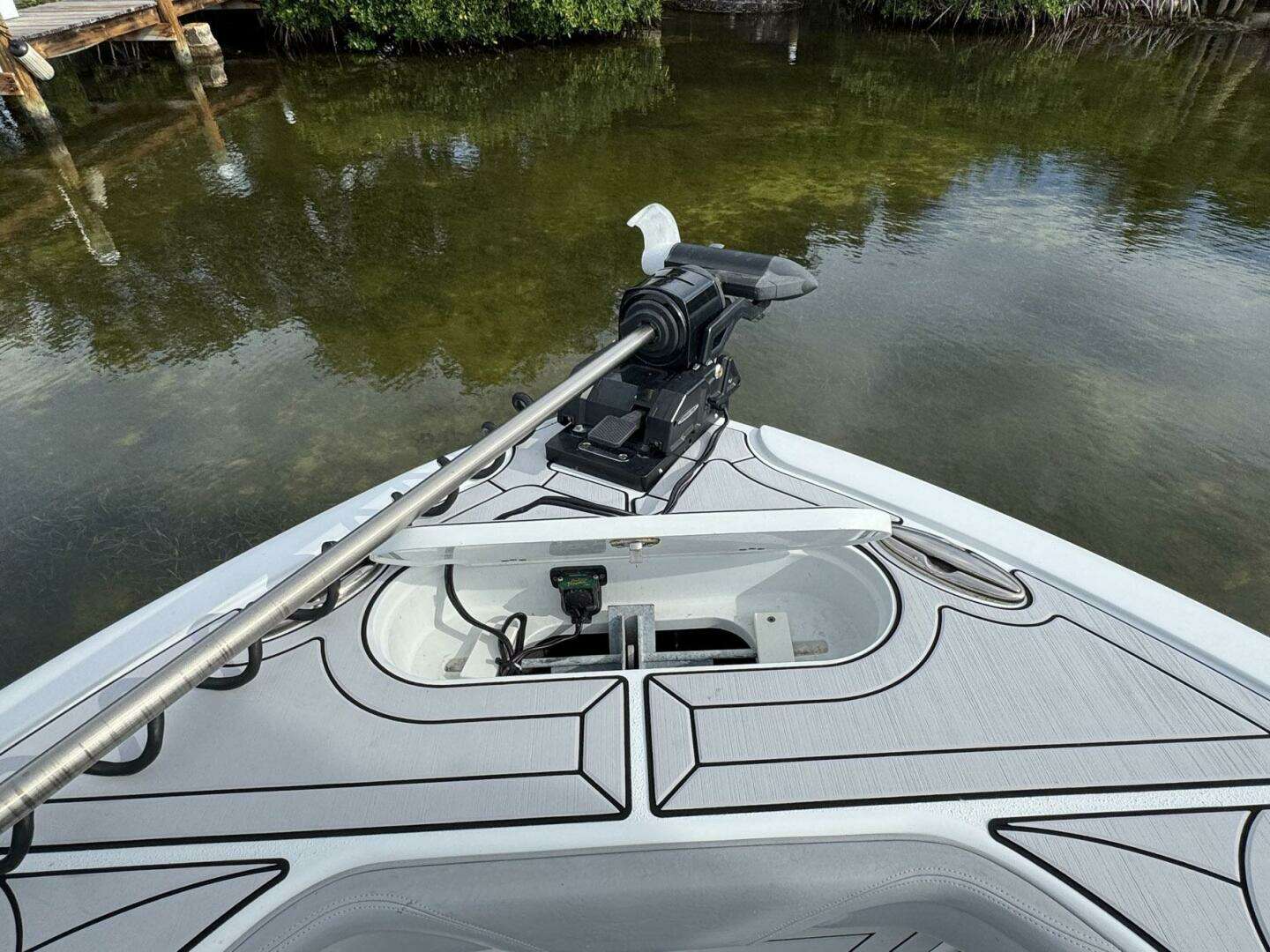 2021 Yellowfin 26 Hybrid - Image 18